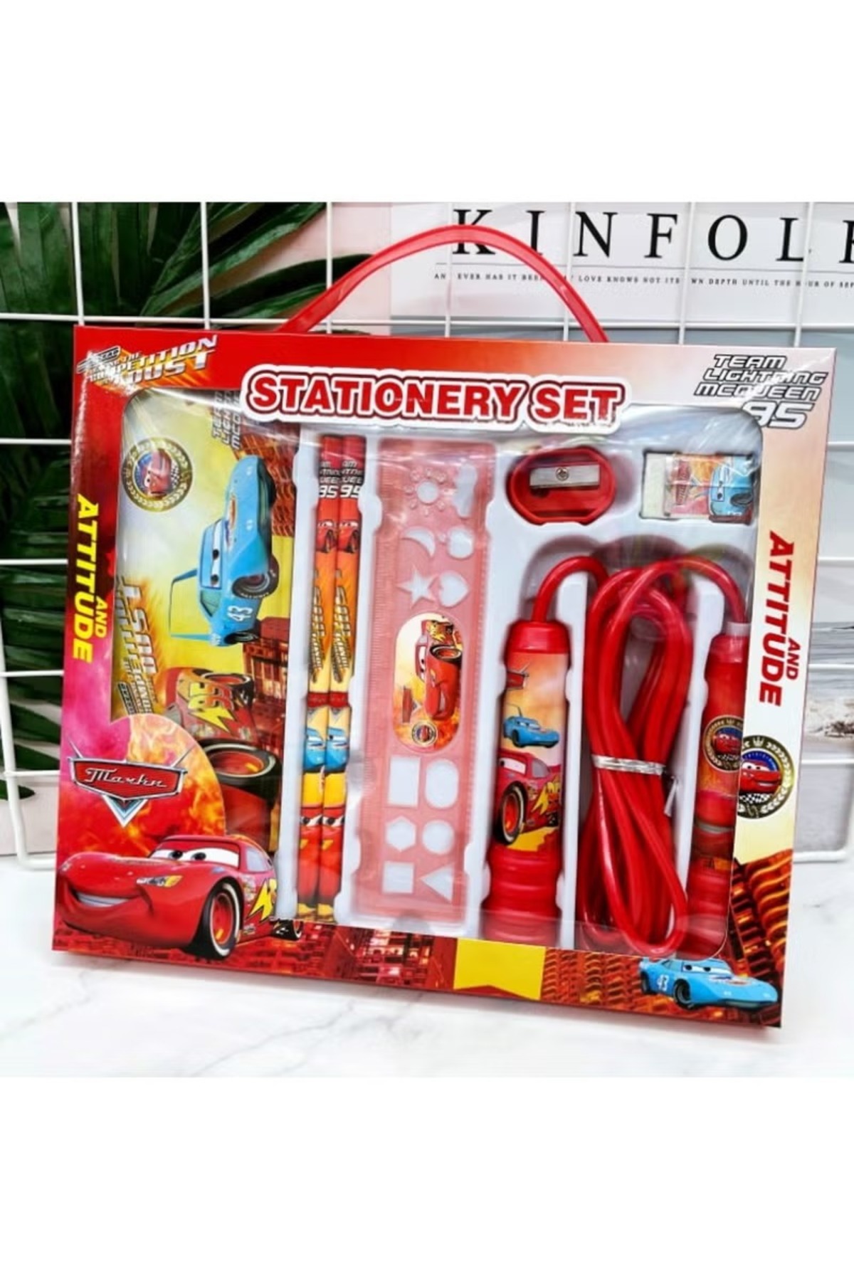 مجموعه نوشت‌افزار کار و عناصر