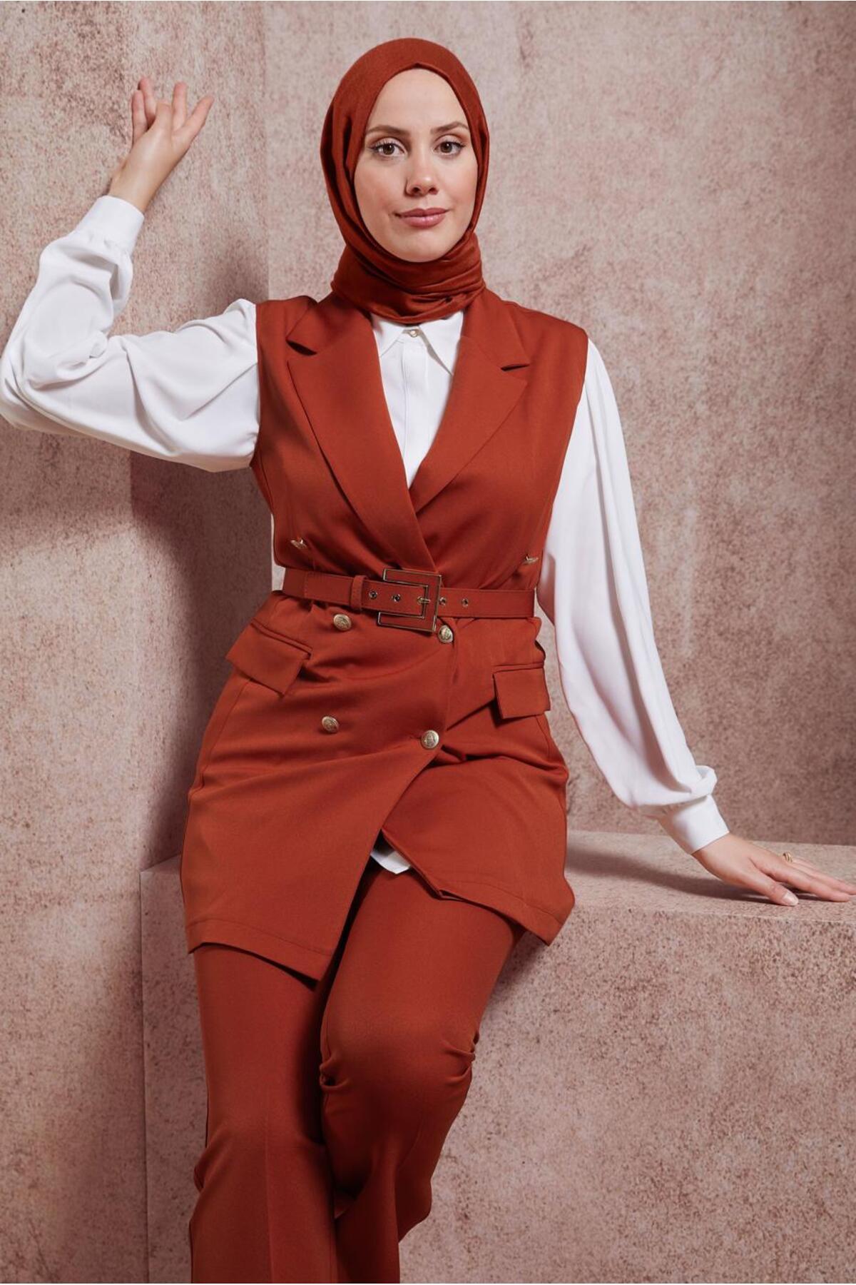 آلوینا ست شلوار جلیقه‌ای کمربنددار ۴۴۴۵۴