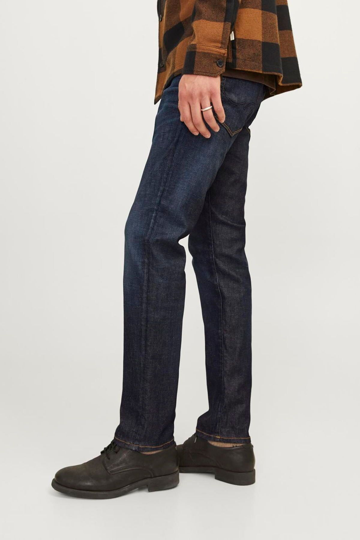 شلوار جین مردانه راسته فاق کوتاه | جک اند جونز Jack & Jones 12259815 - تصویر 8