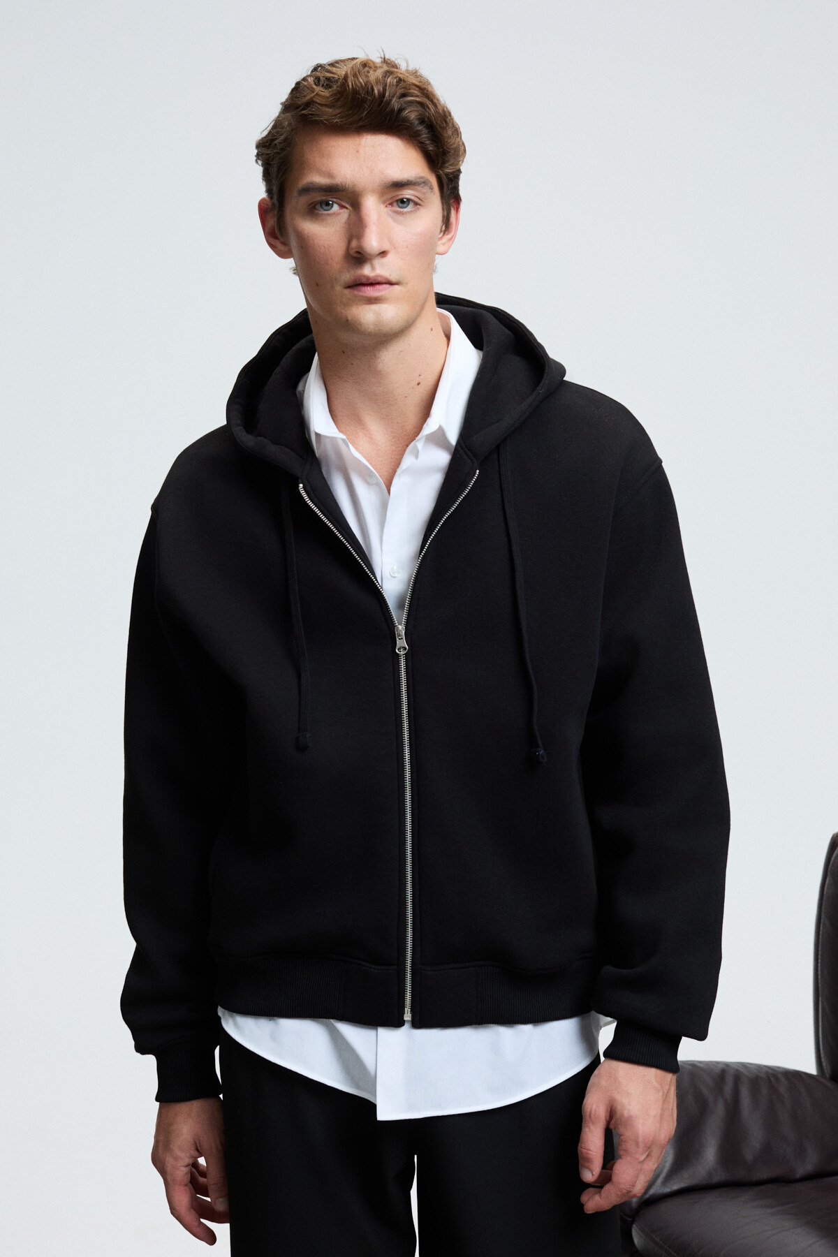 GRIMELANGE  ASHBY Erkek Kapüşonlu Fermuarlı Cepli Kordonlu Regular Fit Siyah Sweatshirt - Görsel 3