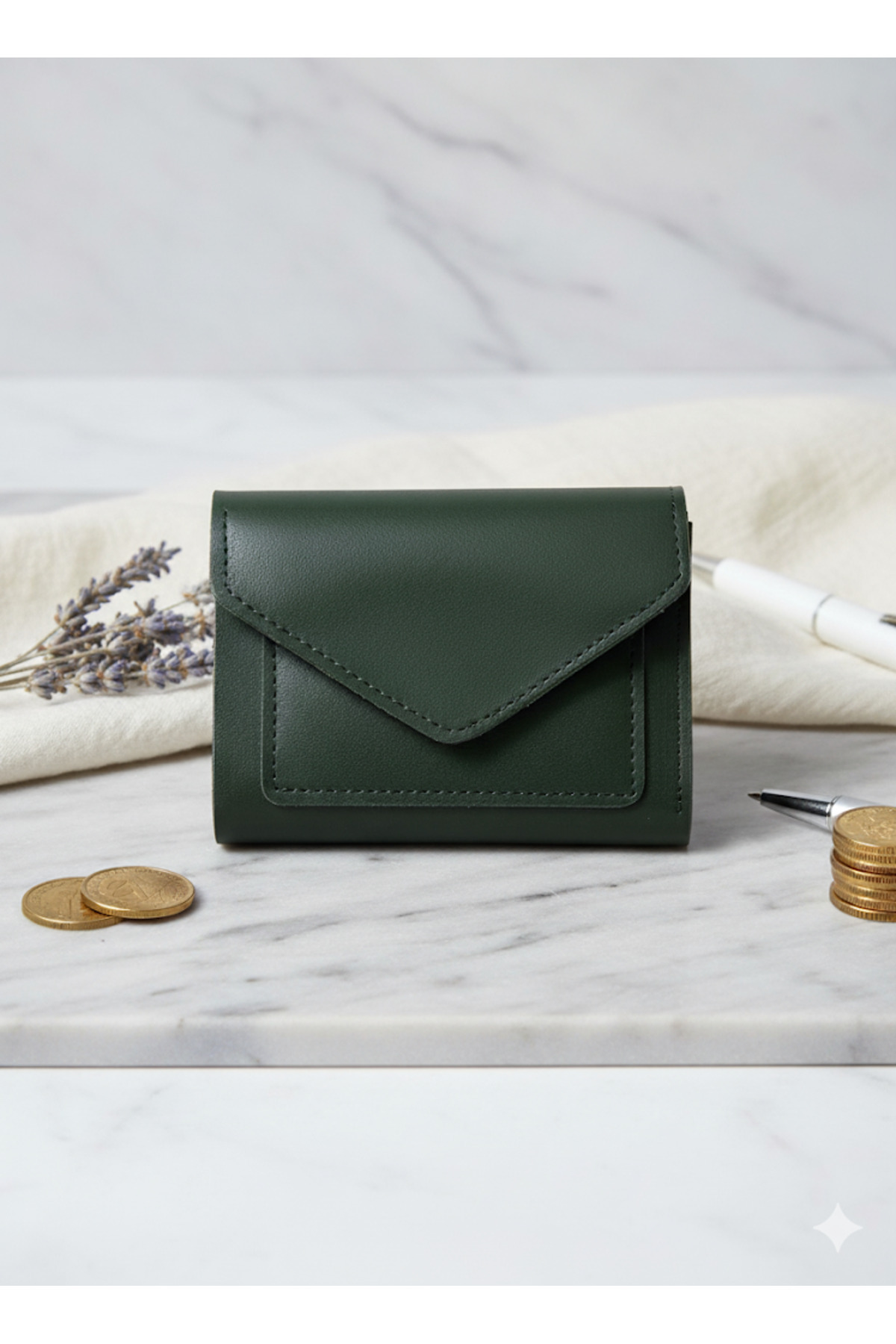 Women's Leather Small Wallet Card Holder Zippered Paper Money Compatible