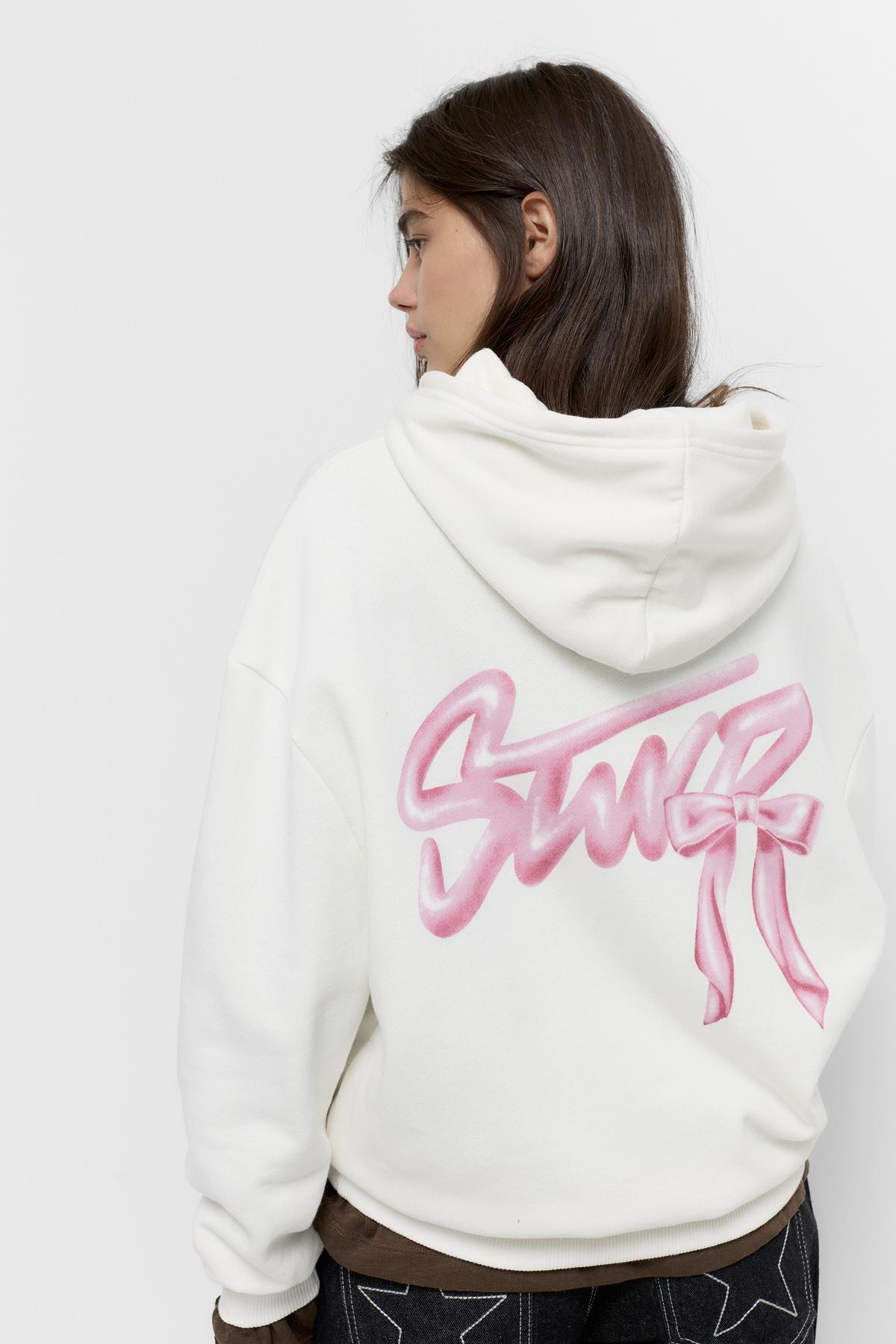 Pull & Bear  Fiyonk grafikli kapüşonlu sweatshirt - Görsel 2