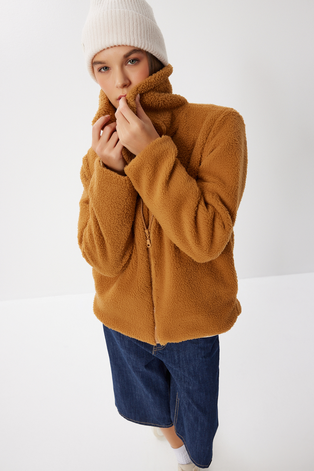 Lovelyİstanbul Polo Yaka Fermuarlı Peluş Mont LCI0042 CAMEL görsel 3
