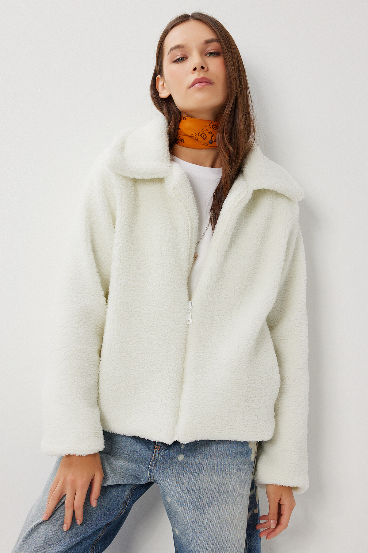 Lovelyİstanbul  Polo Yaka Fermuarlı Peluş Mont LCI0042 EKRU