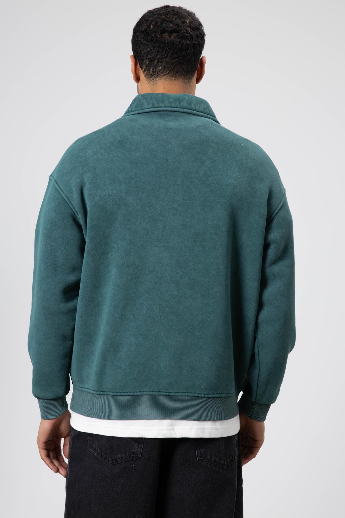 Yaka Fermuarlı Oversize Baskılı Sweatshirt Nefti — سبز V70-115 — تصویر 4 از 4