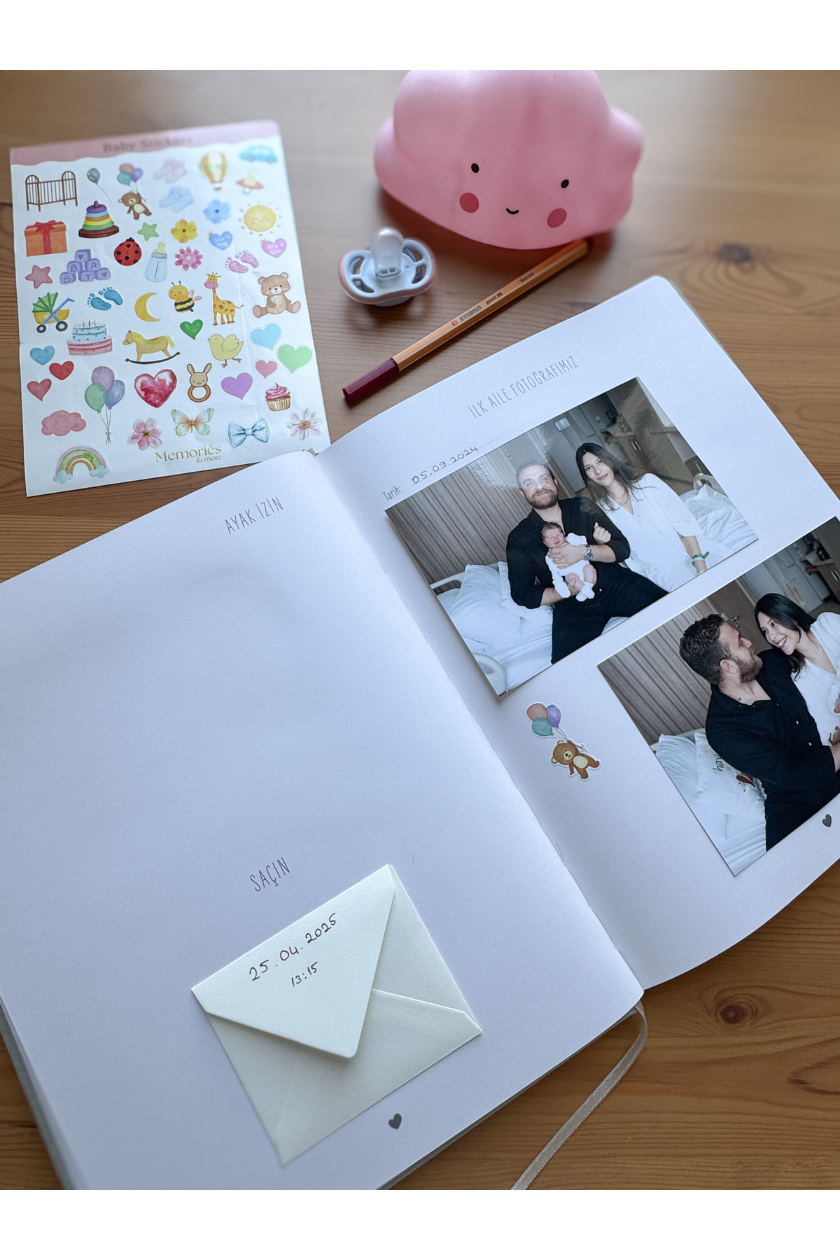 Memories & more Bebek Anı Defteri - Keten Kumaş Kapak & Altın Yaldız Baskılı fotoğrafı 5 (önizleme)