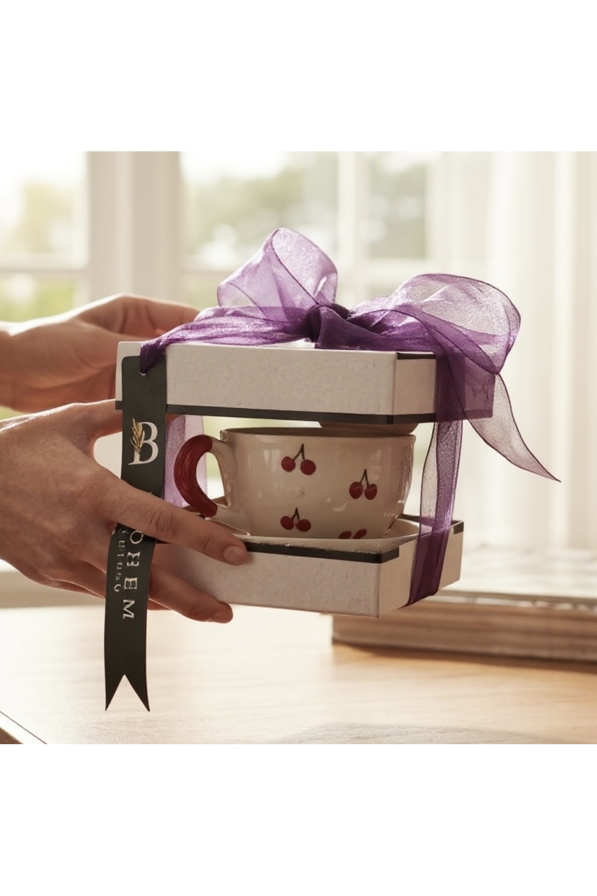 Bohem kutusu Hediye Kutulu Kirazlı Kahve - Çay Fincanı Seti