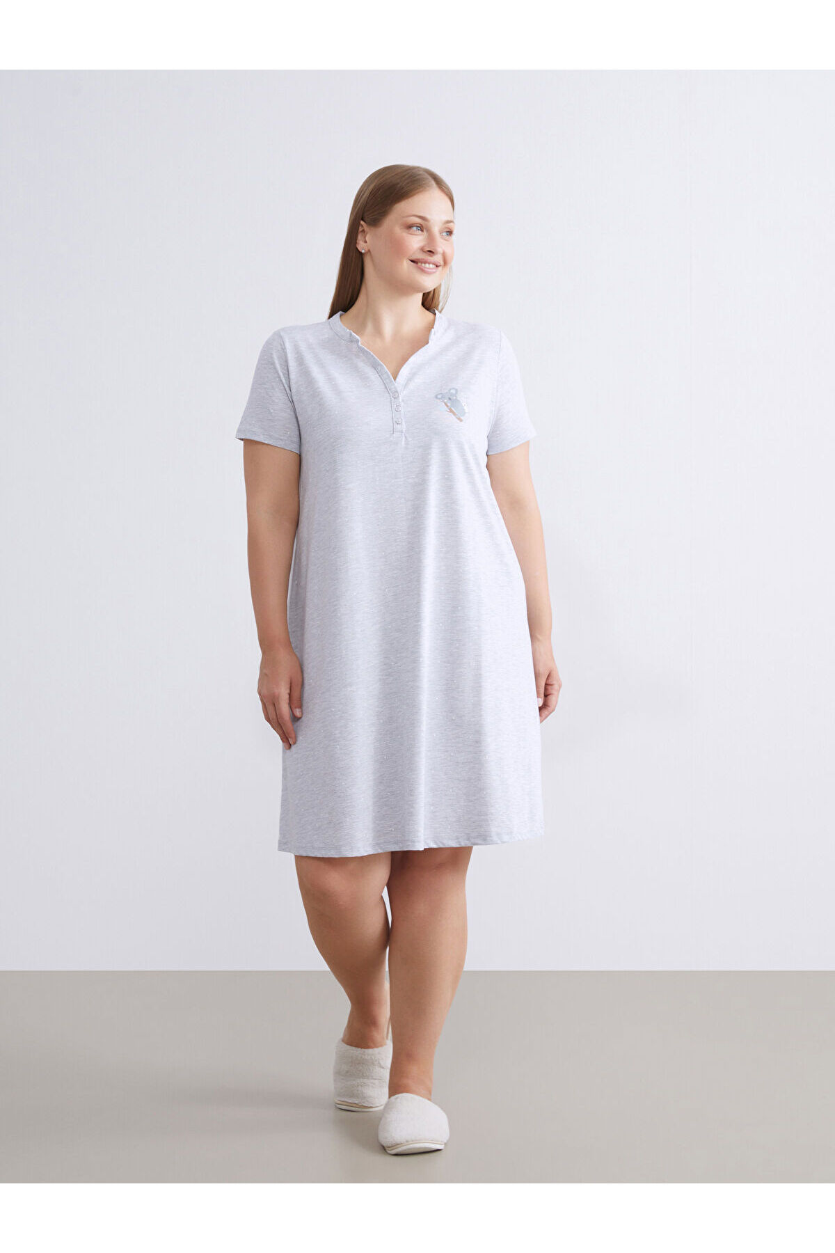 LC Waikiki Artı Yeni Sezon Kaçık Yaka Baskılı Hamile Gecelik