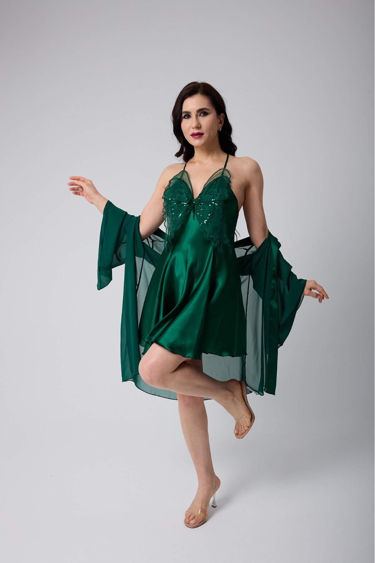 Viselya Kelebek Desenli Zümrüt Gecelik Sabahlık Takım