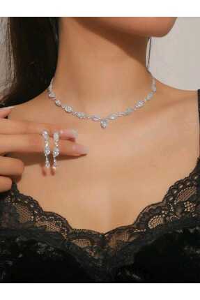 Ümaks Silvers – Aşkın Işıltısı Zirkon Taşlı Kraliçe Seti (Kolye + Küpe)