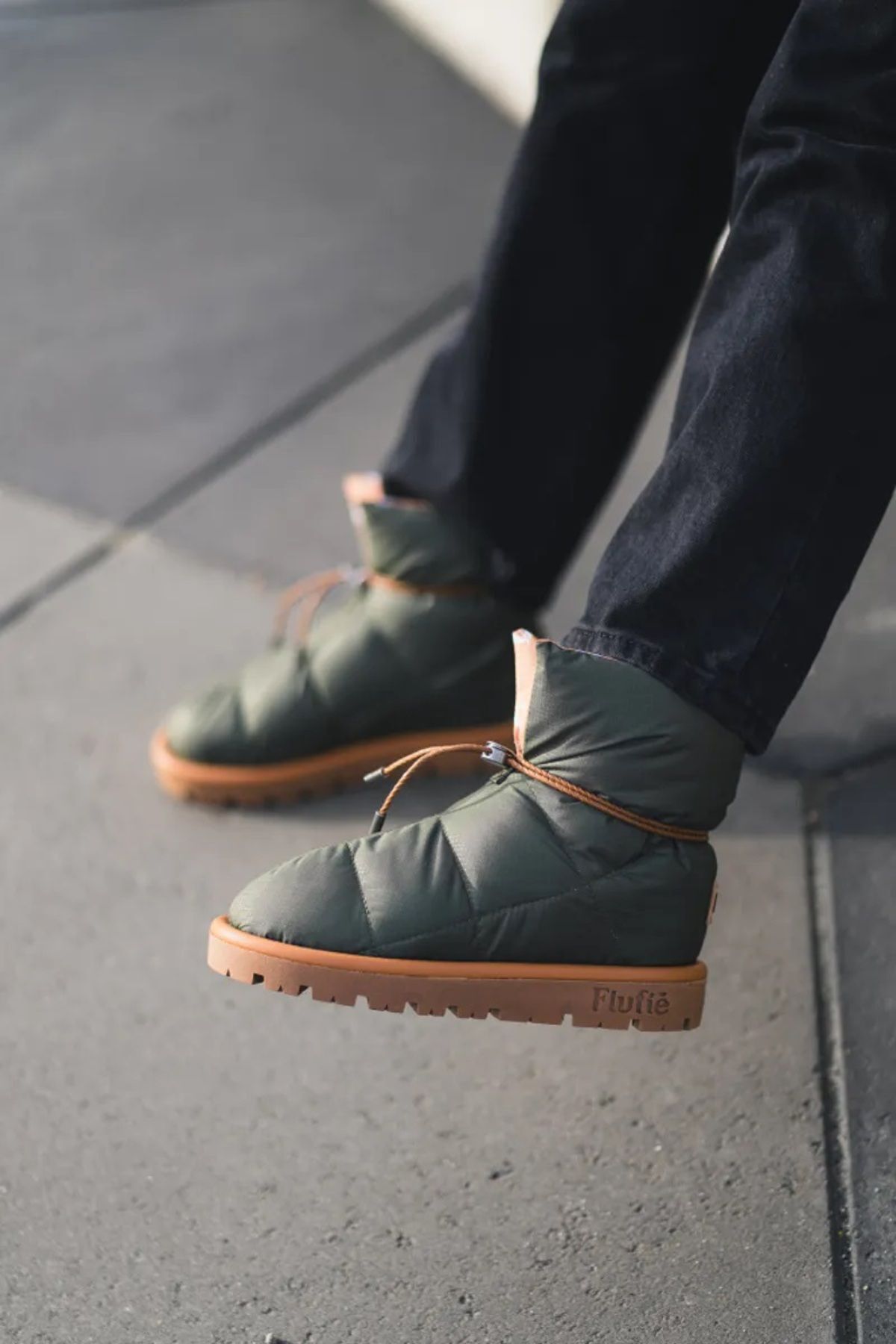 Flufie Kaz Tüyü Unisex Bot Klasik Serisi Khaki görsel 4