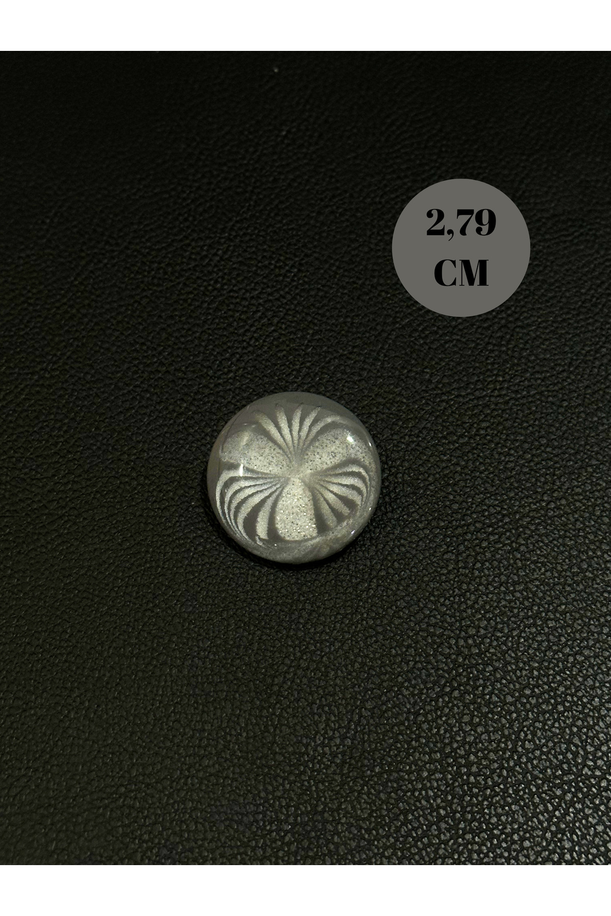 aensia Gri İçi Simli Çizgi Kelebek Desenli Polyester Kaban Ceket Düğmesi 2,79 CM - 1 ADET