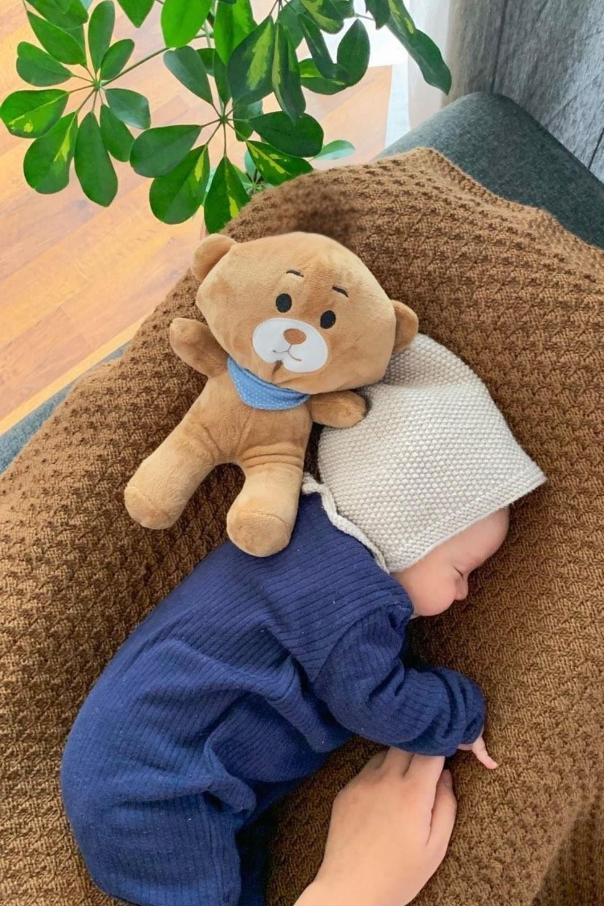 BUDİZZZ Uyku Arkadaşı Ayıcık – Mavi Fularlı