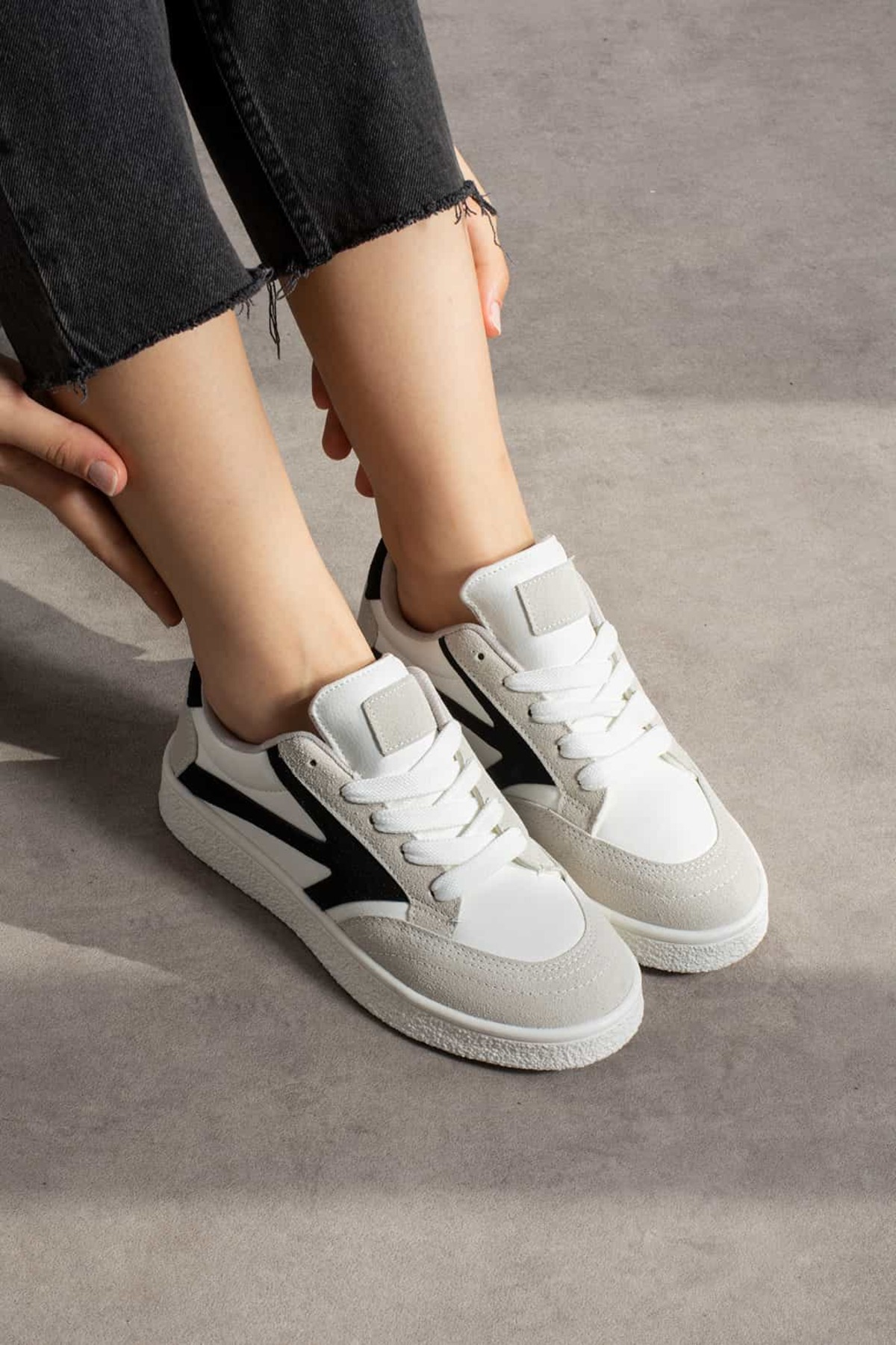 NAVİSHOES Beyaz Siyah Kadın Bağcıklı Spor Ayakkabı Sneaker Günlük Okul 121NAV görsel 2