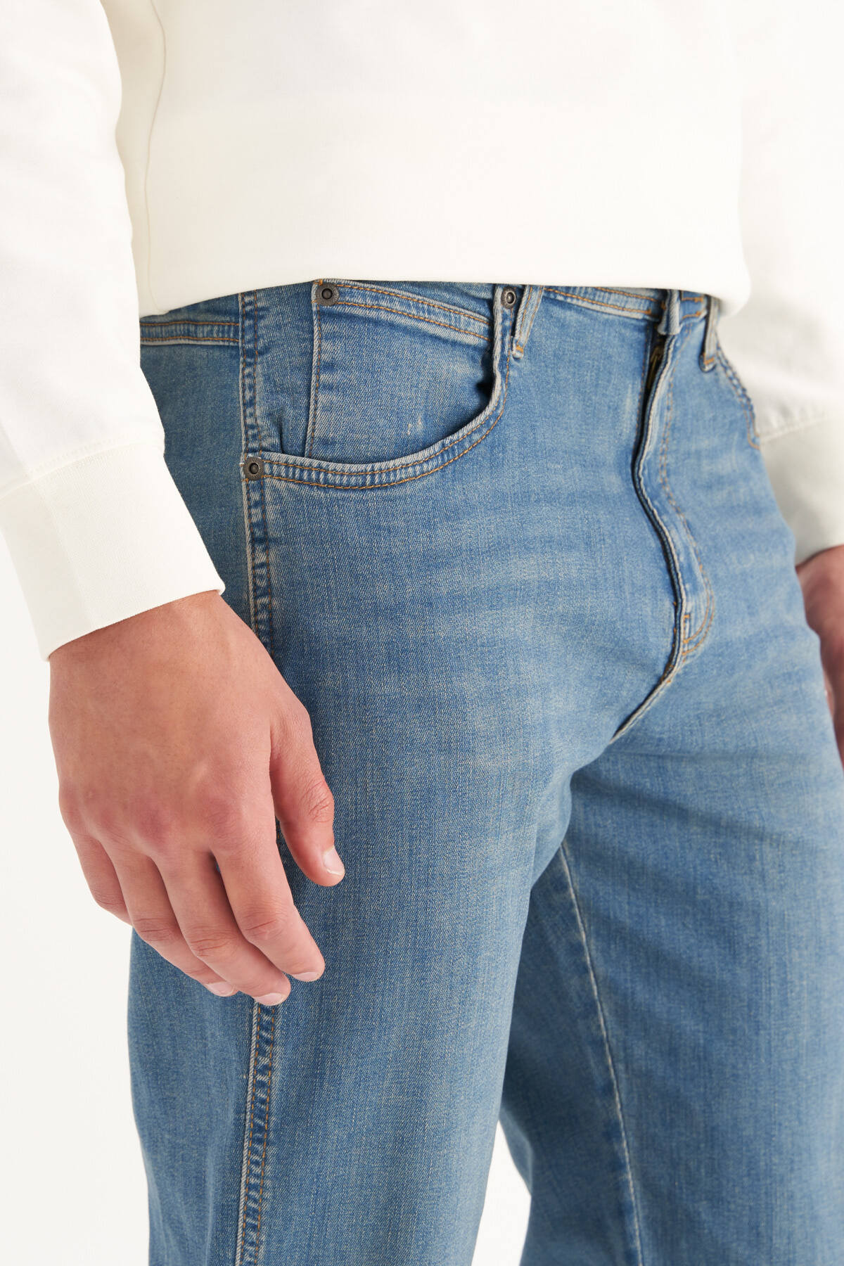 Wrangler  Straight Fit Düz Kesim Normal Bel Arizona Yeşil Pamuklu Esnek Pantolon - Görsel 4