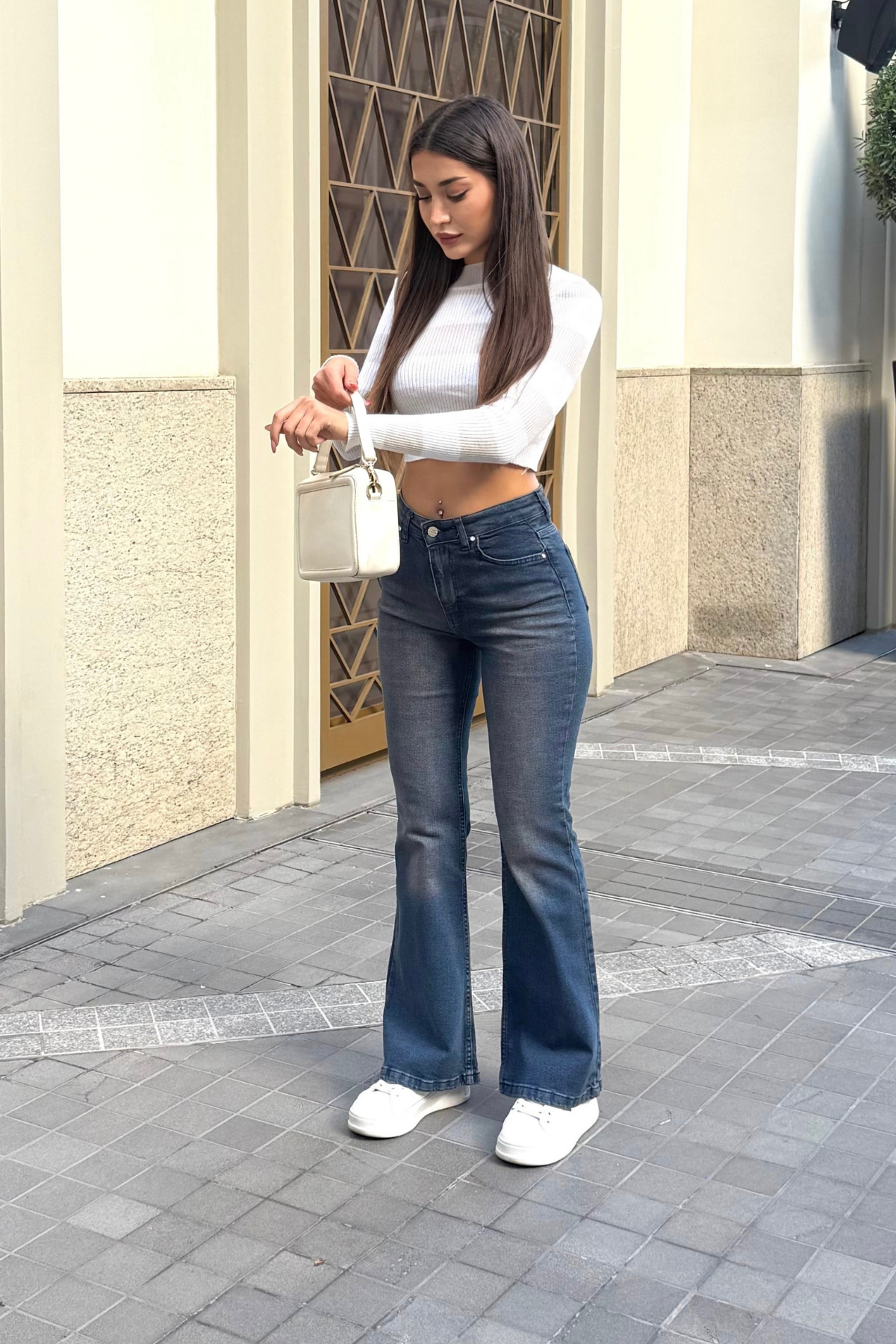 BİKELİFE  Kadın Yüksek Bel Likralı/Esnek İspanyol Paça Pantolon - Görsel 3