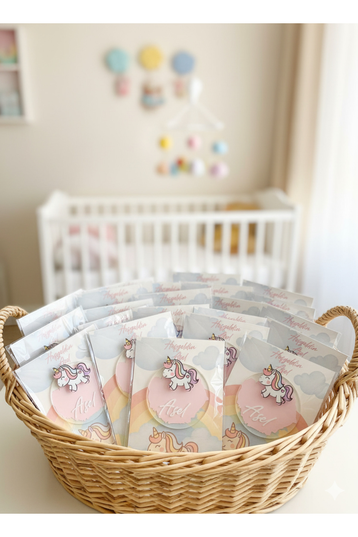 LABİREND PRODUCTS 10'lu paket Şeffaf unicorn Figürlü Bebek Magnet Kartlı ve Jelatinli İsme Özel Hatıra fotoğrafı 2 (önizleme)