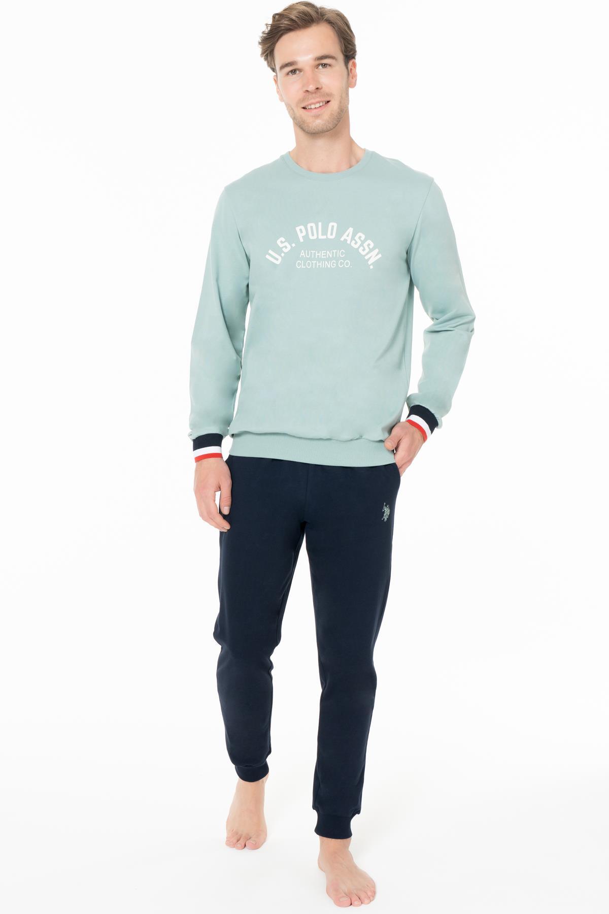 یو اس پولو ست لباس راحتی زمستانی مردانه اسلیم فیت با متن چاپی، پارچه بافته شده دو نخ، بالا و پایین