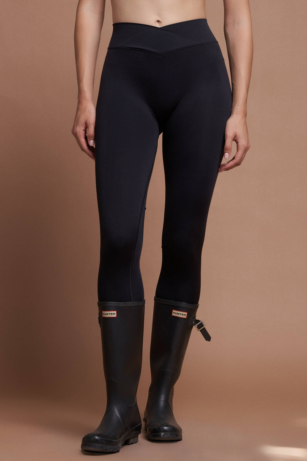 SESEH MOSS V Siyah Seamless Scrunch Toparlayıcı Spor Tayt görsel 2