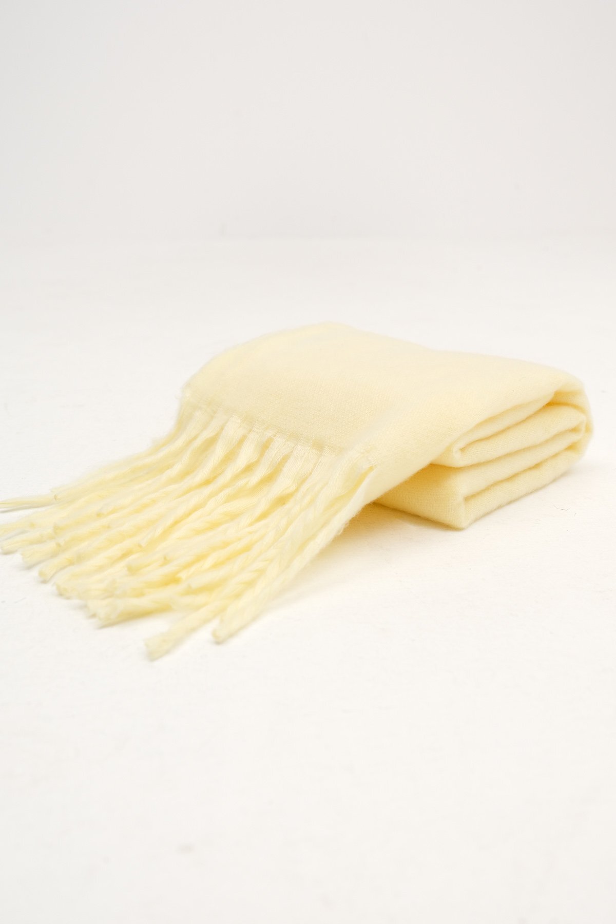 novon  Klein Soft Touch Püskül Detaylı Yün Dokulu Premium Saçaklı Puffy Atkı (195 x 45 cm) - Görsel 4