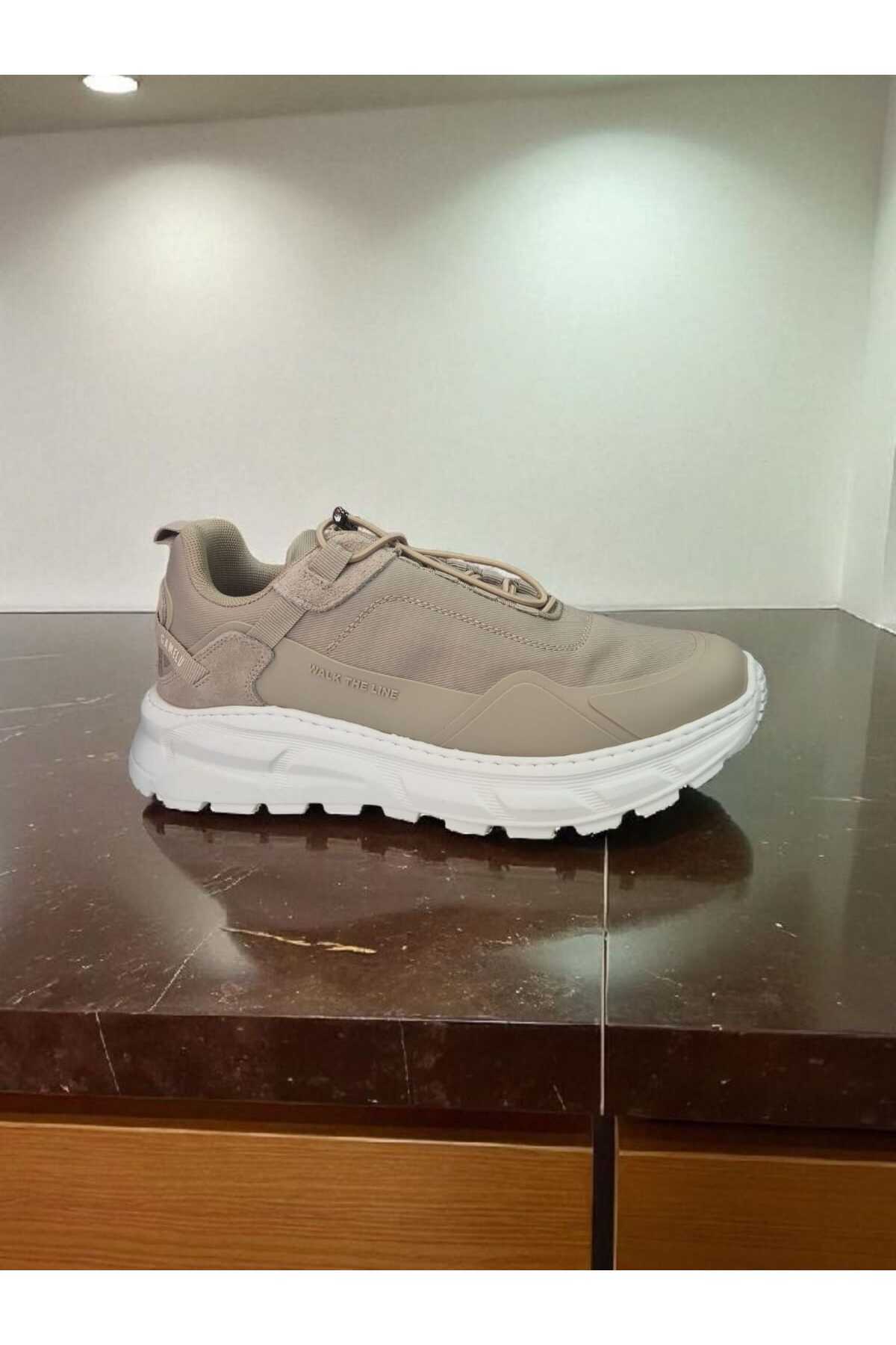  کفش ورزشی مردانه، ارتوپدی، بند لاستیکی، برای دویدن و پیاده‌روی روزانه.