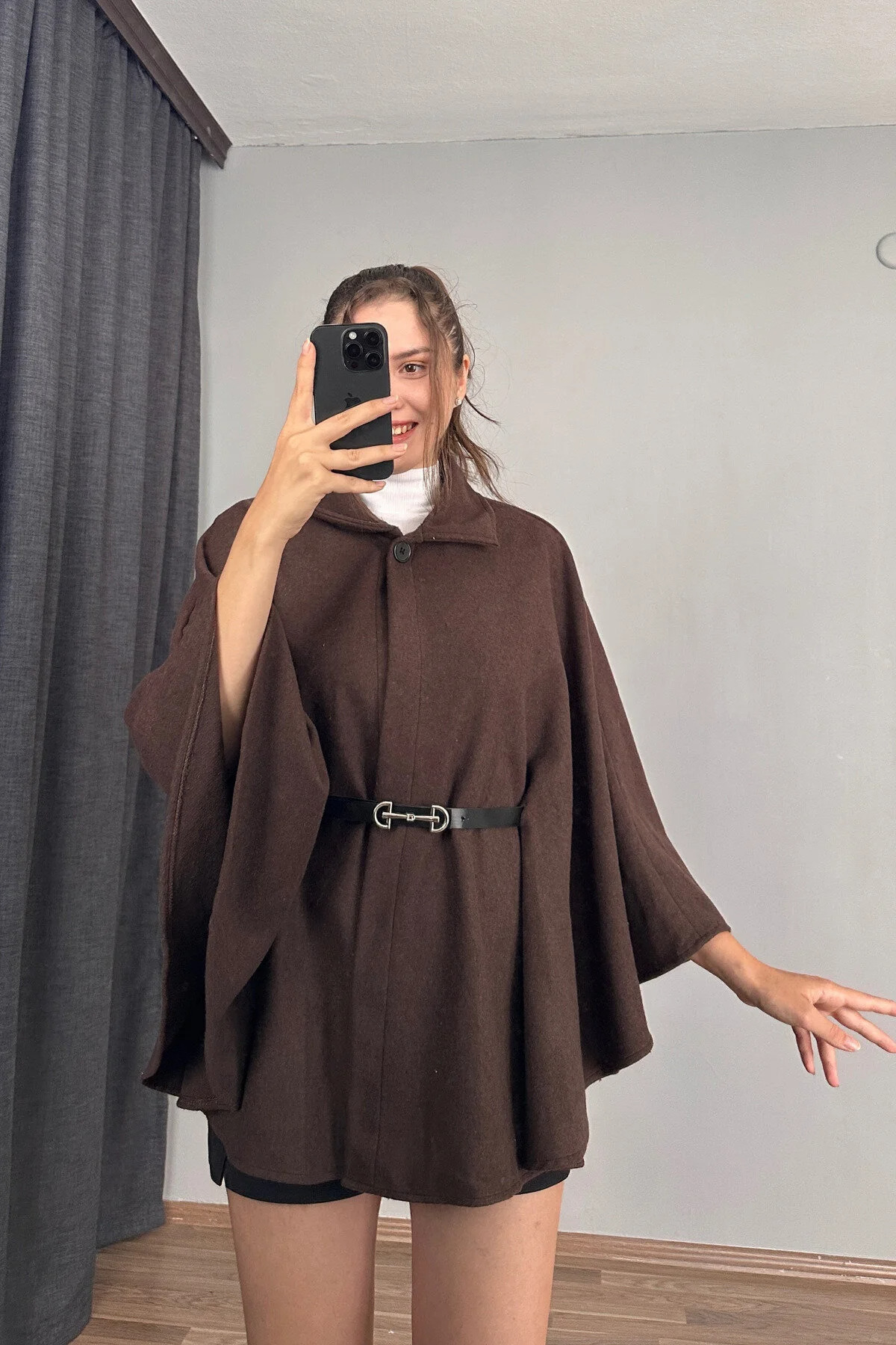 SKYBEAR Tesettür Kahverengi Kemerli Kaşe Panço – Yeni Sezonda Modern Bir Dokunuş