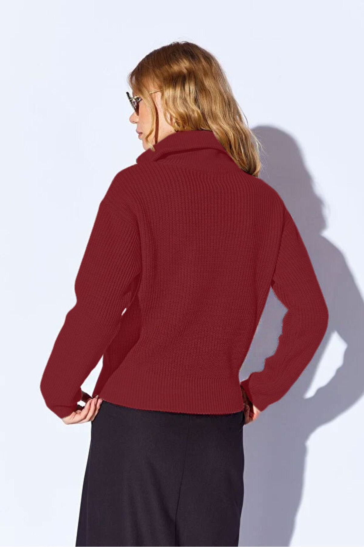 EDITION WOMAN  Bordo Pamuklu Soft Doku Fermuarlı Yarım Balıkçı Yaka Kadın Kazak | EK100539429 - Görsel 3