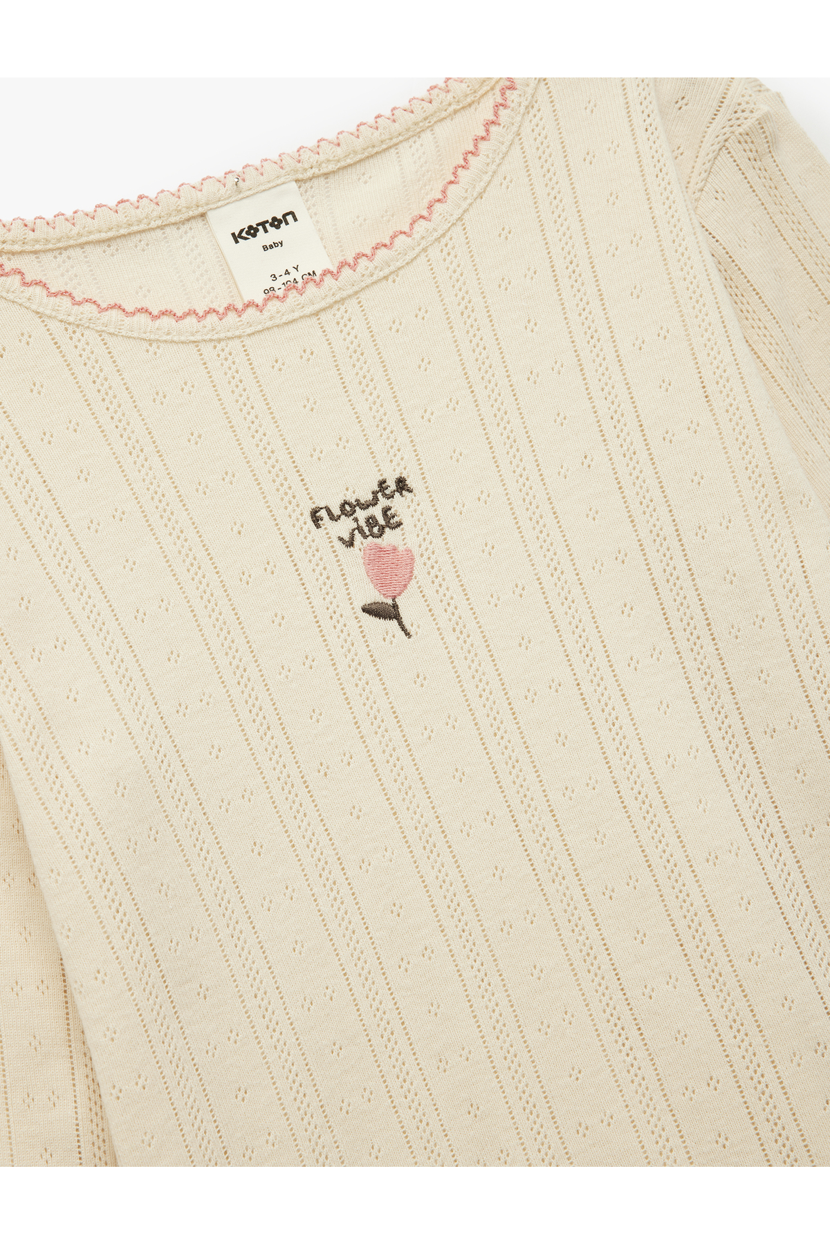 Koton Pamuklu Bisiklet Yaka Nakış Detaylı Uzun Kollu Tişört fotoğrafı 3 (önizleme)