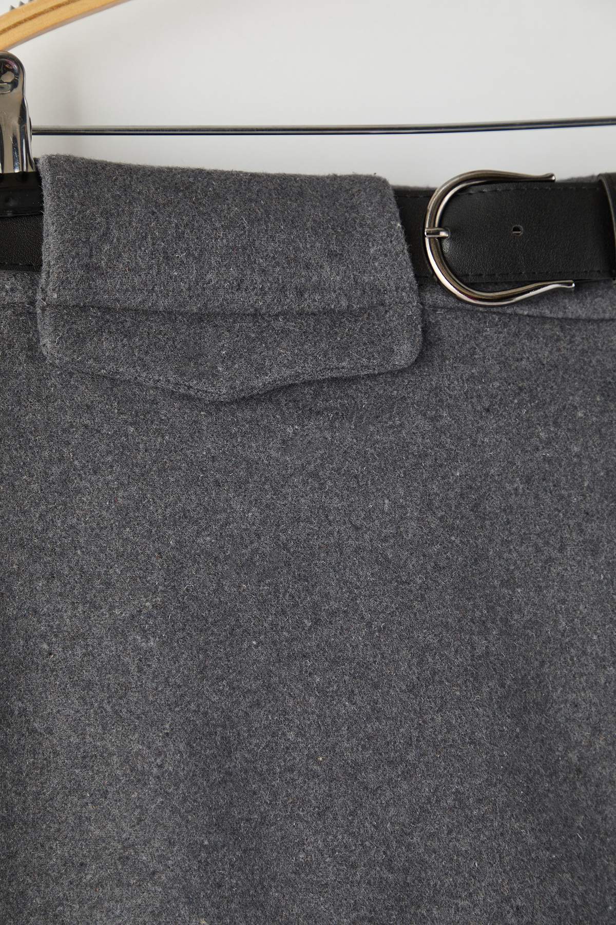 Trendyolmilla  Gri Kemerli Kaşe Kışlık Mini Dokuma Şort Etek TBBAW26AP00001 - Görsel 6