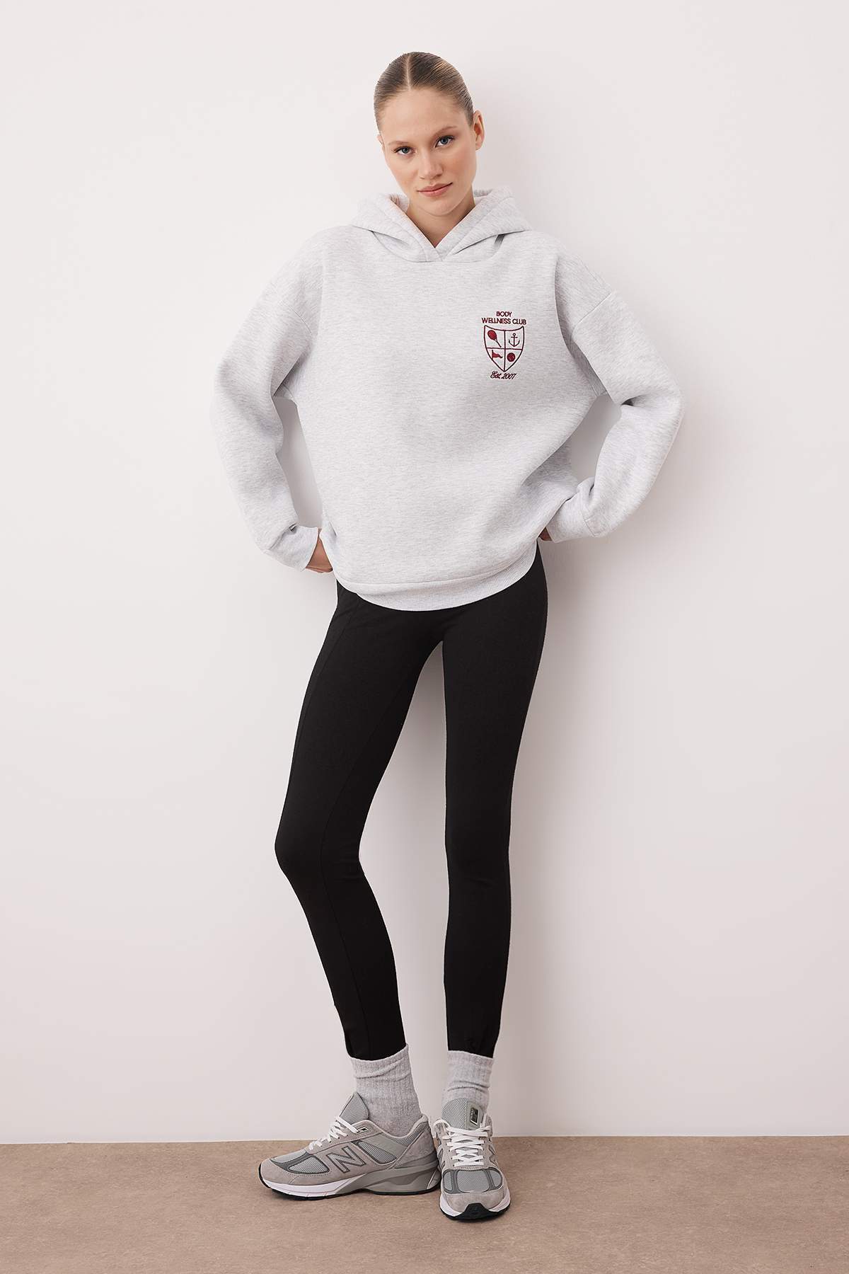 Trendyolmilla  Kar Melanj Nakışlı Oversize/Geniş Kalıp Kalın İçi Polarlı Örme Sweatshirt TWOAW26SW00181 - Görsel 2