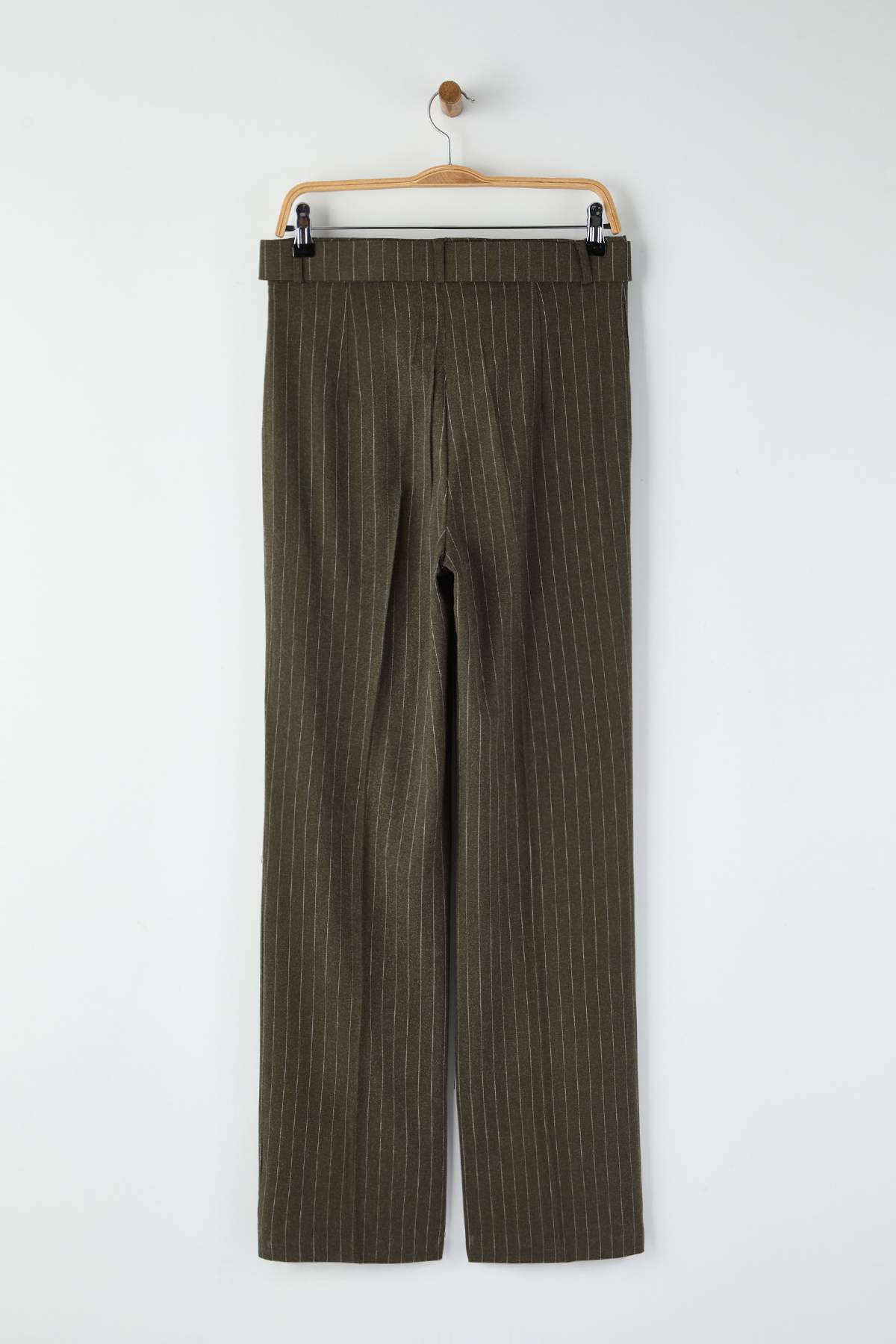 Trendyolmilla  Haki Kemerli Çizgili Dokuma Geniş Paça Pantolon TWOAW26PL00083 - Görsel 7