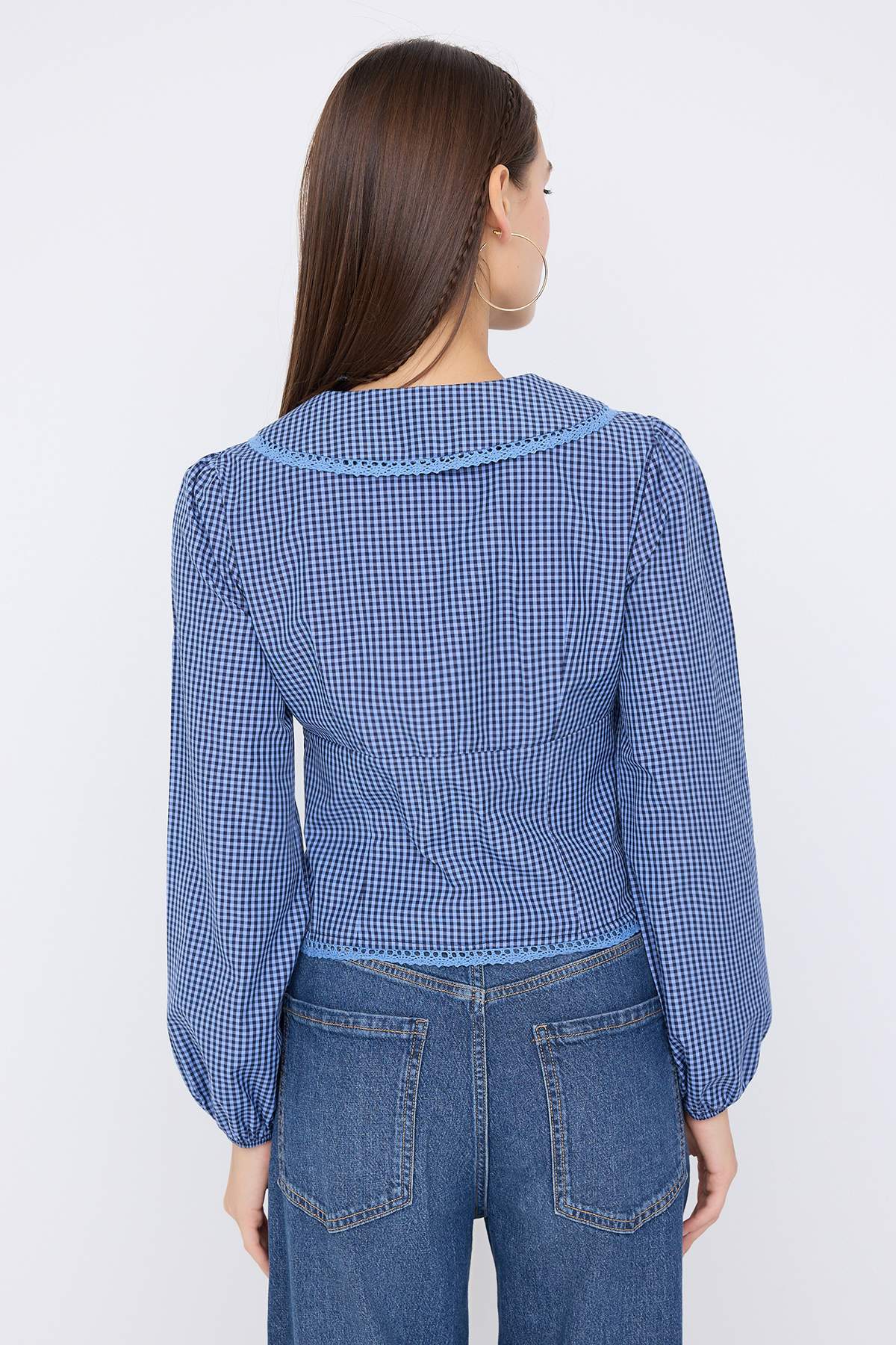 Trendyolmilla  Teen Bebe Yaka Detaylı Kareli Bele Oturan Mavi Gömlek TWOAW26GO00059 - Görsel 6