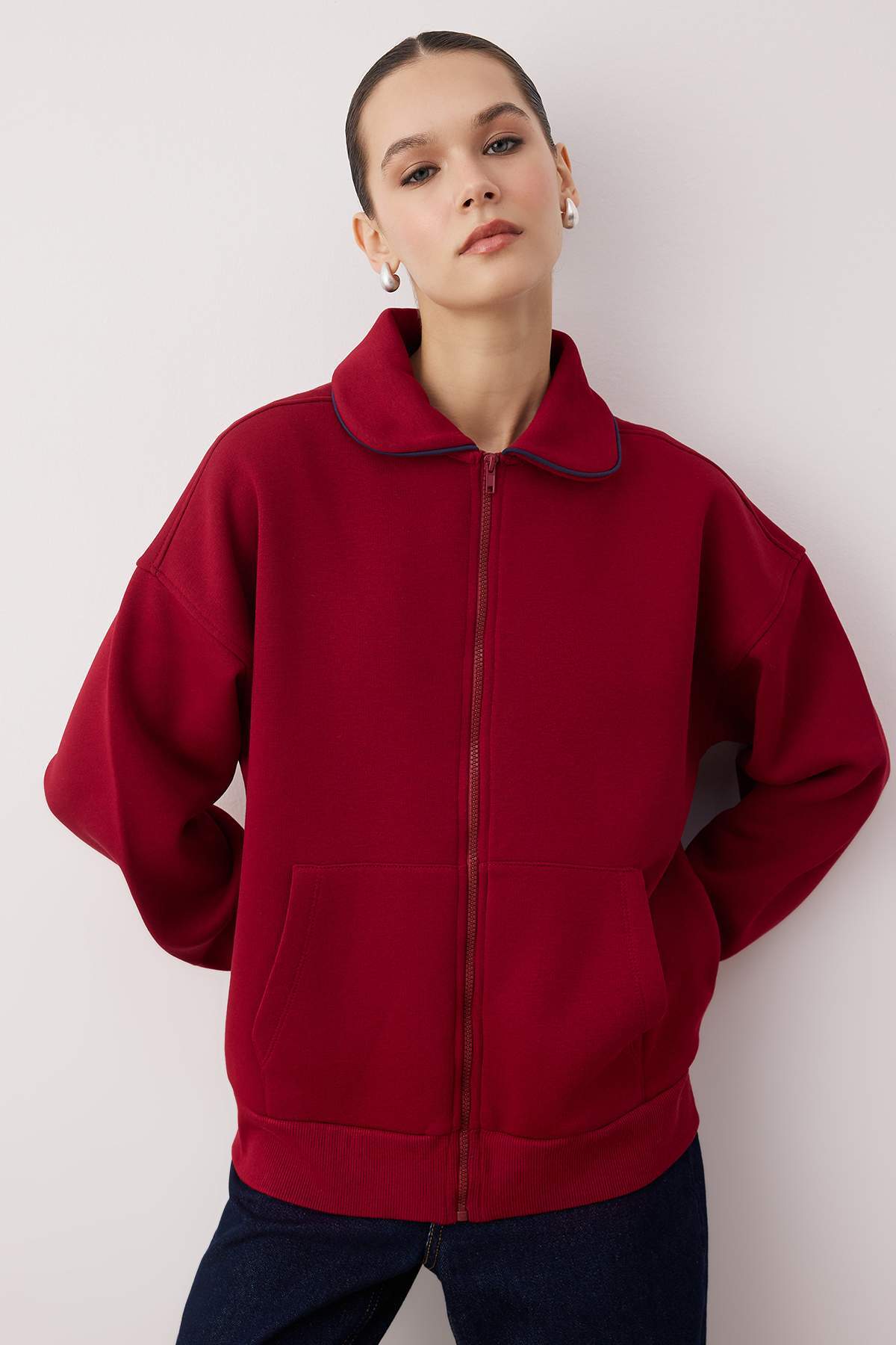 Trendyolmilla  Bordo Polo Yaka Biyeli Oversize/Geniş Kalıp Örme Sweatshirt TWOAW26SW00195