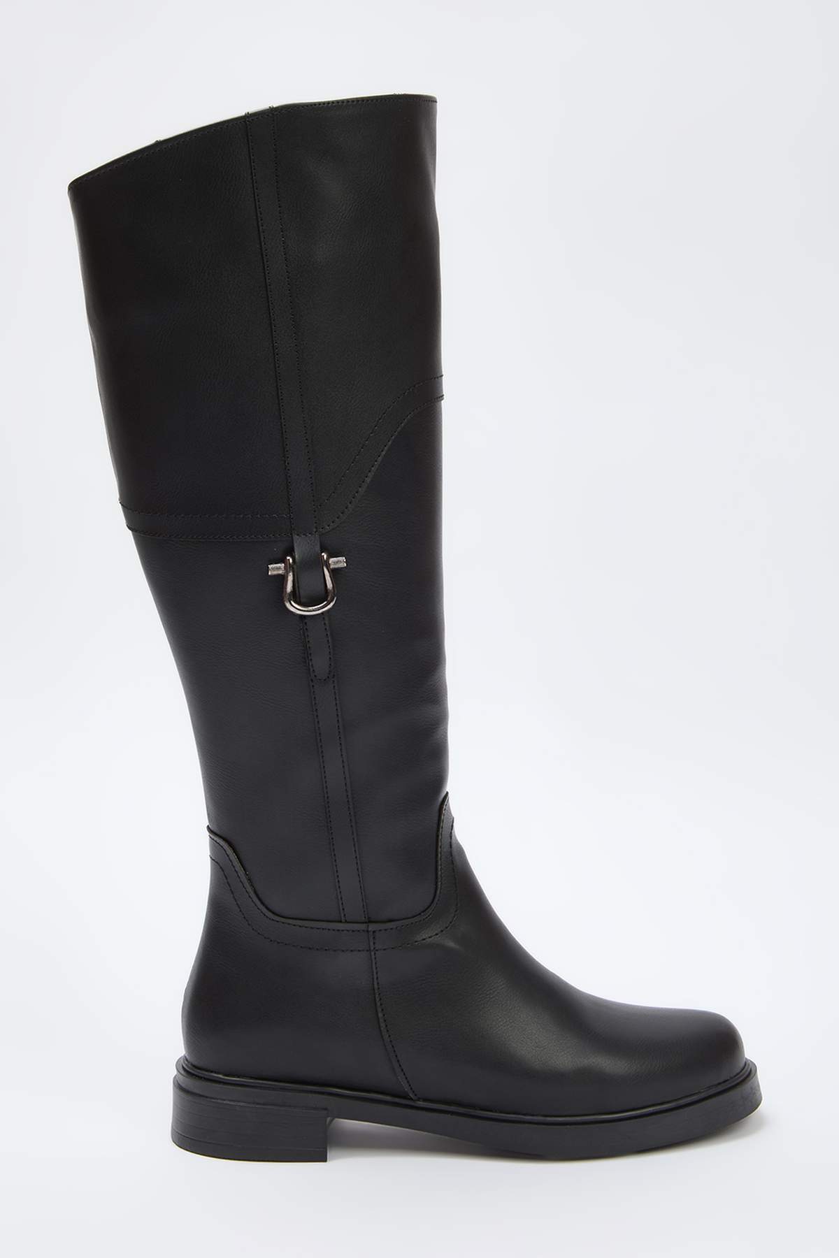black-buckle-zippered-round-toe-womens-flat-h