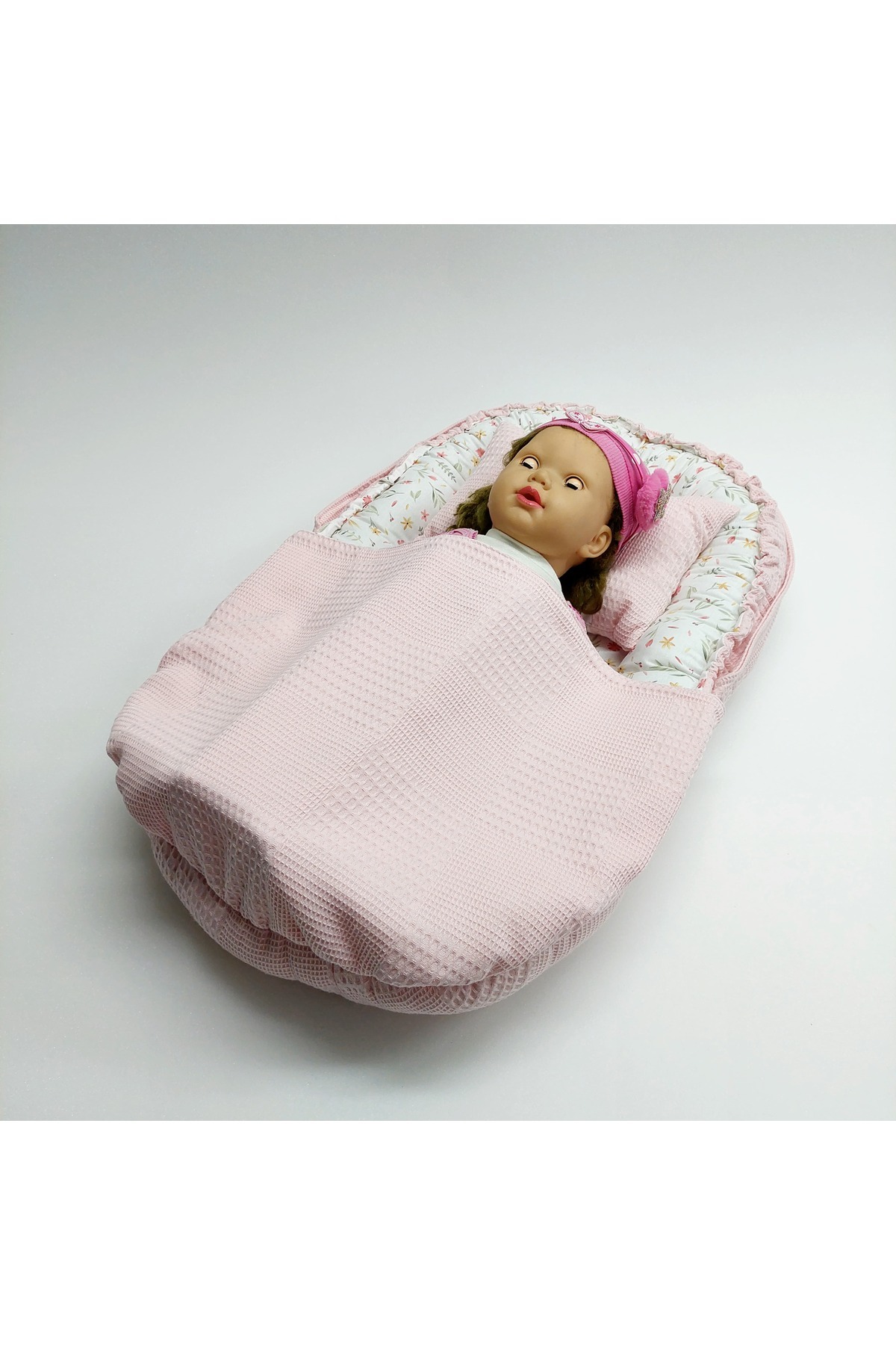 JULYA KİDS Çok Amaçlı Baby Nest Pamuk Ve Pike Kumaş Desenli Çantali Bebek Çantası Taşınabilir Anne Yanı Yatğı fotoğrafı 2 (önizleme)