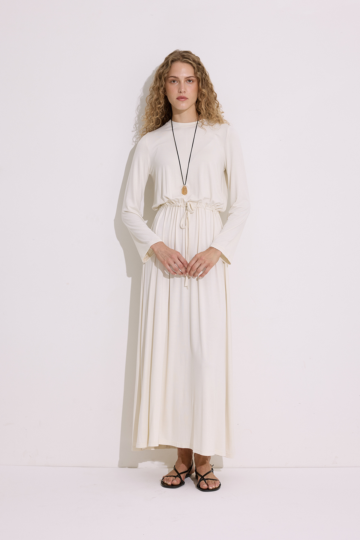 Oysho Women Dresses 🌸 40-80% off! Elegant Styles for Her Trendyol