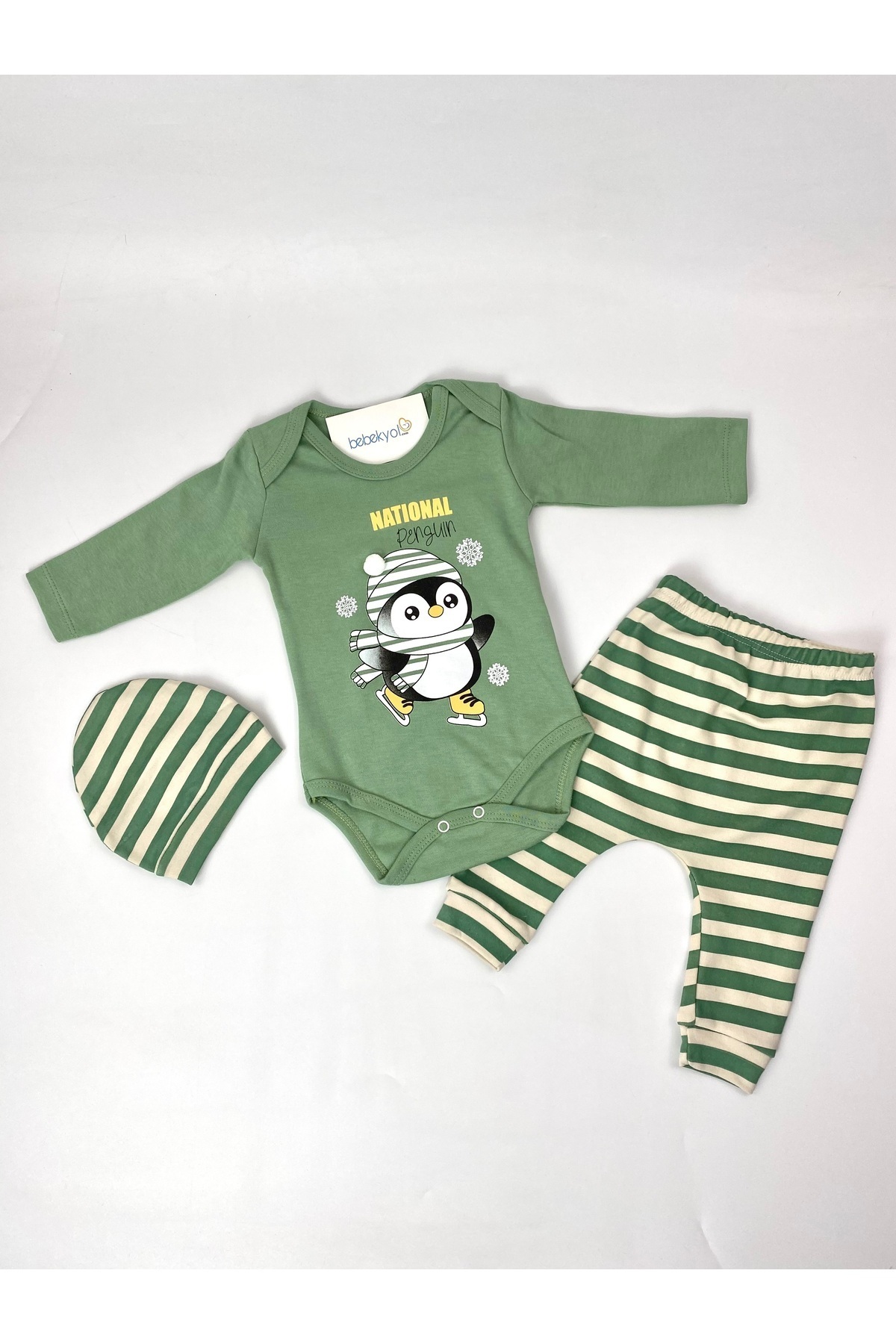 Penguen Temalı Bebek Takım