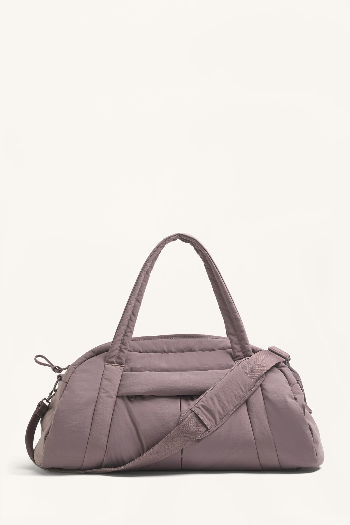 Oysho Teknik dolgulu spor çantası