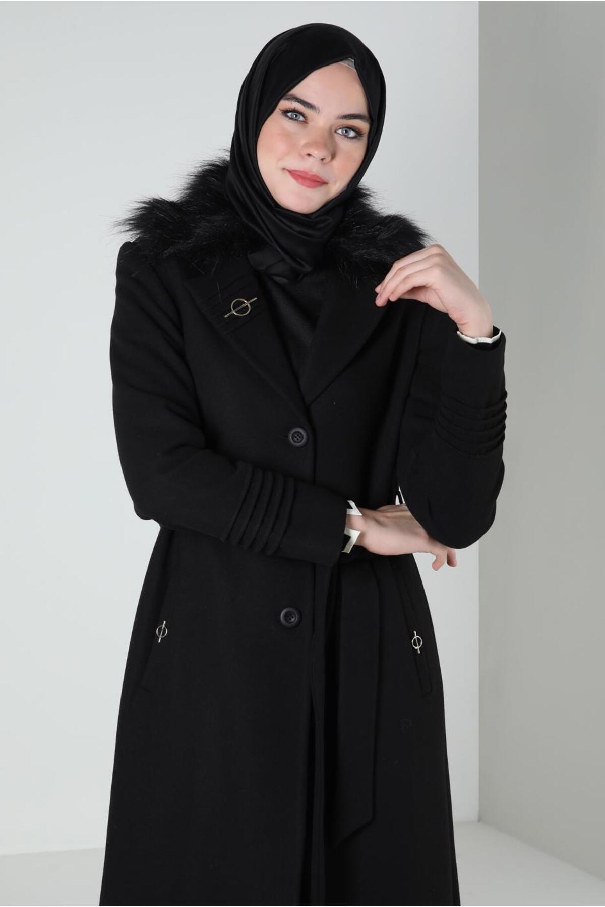 آلوینا سنجاق سینه کمربندی طرح‌دار با روکش ۹۰۴۰۶