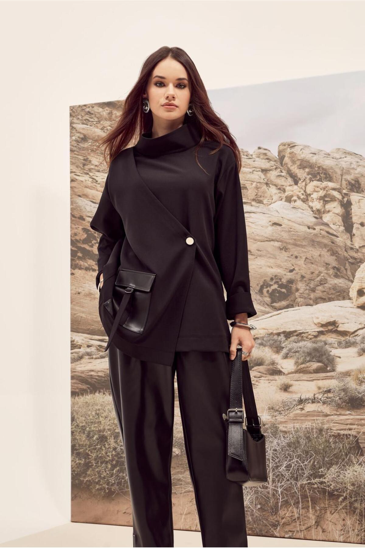 آلوینا تونیک با جیب چرم مصنوعی، جزئیات ۴۶۰۴۳ آلوینا تونیک با جیب چرم مصنوعی، جزئیات ۴۶۰۴۳