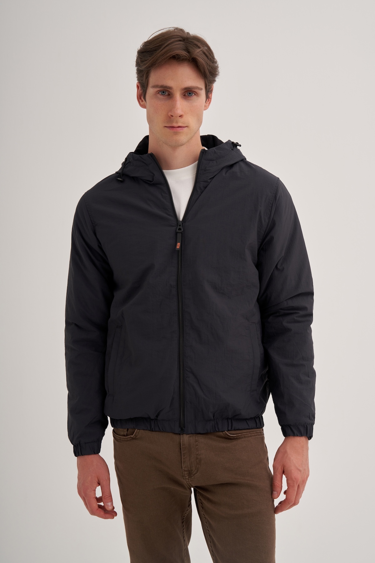 کازادور کاپشن بهاره معمولی از جنس پارچه چین‌دار ساده