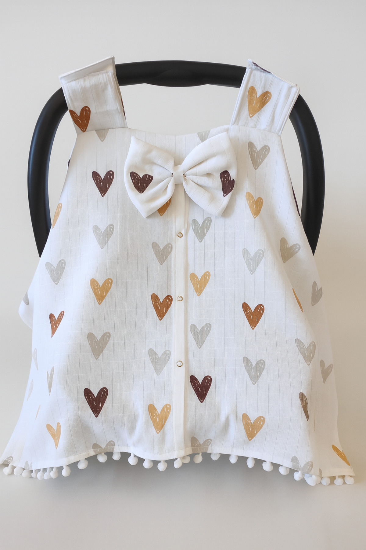 nelcollection Müslin Puset Örtüsü ve Anakucağı Minderi, 2'li Set, Önlük Hediyeli, %100 Pamuk Kumaş, Kalp Desenli fotoğrafı 3 (önizleme)