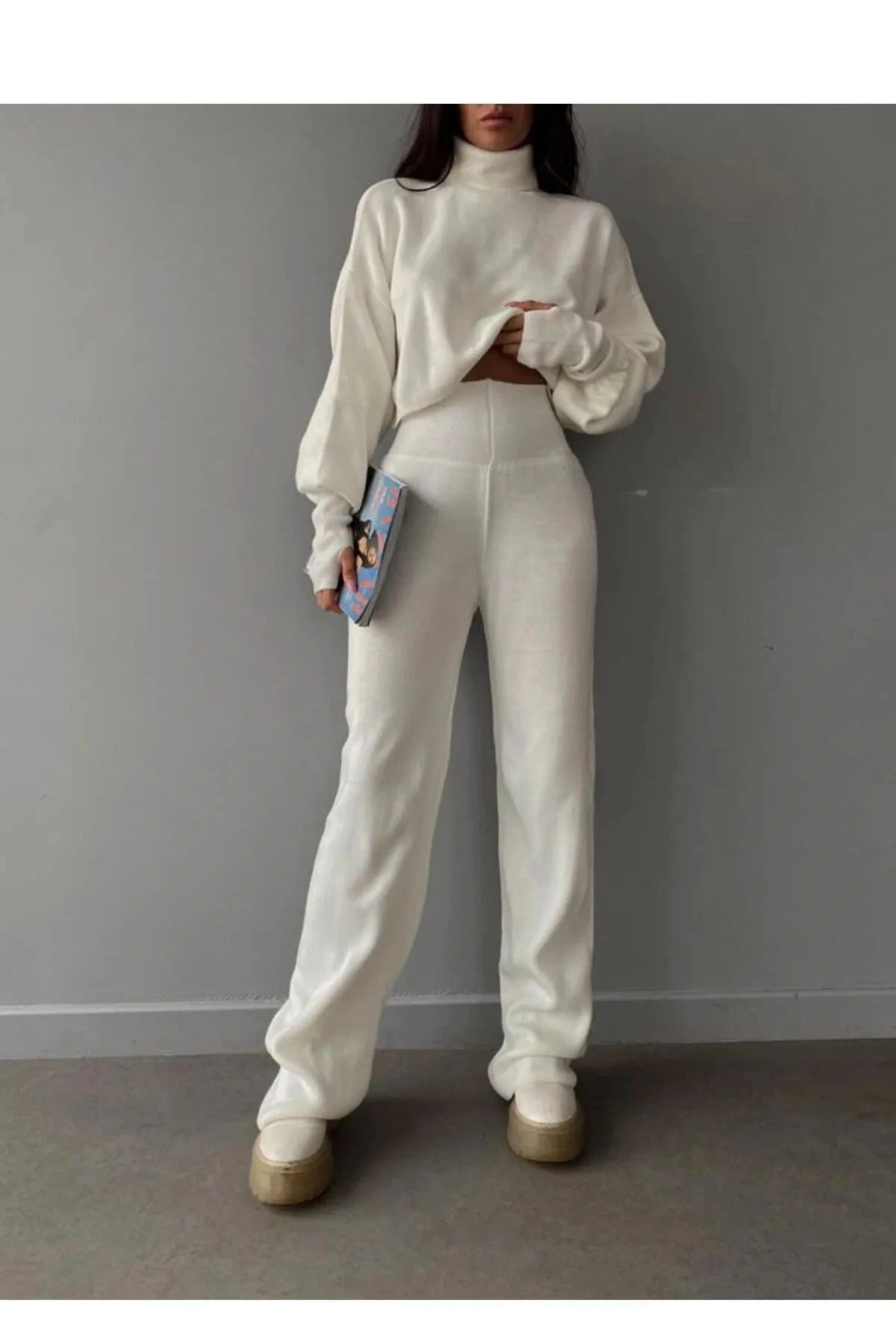 candybia Rollkragenpullover mit Fingerverschluss, Strickanzug unten und oben