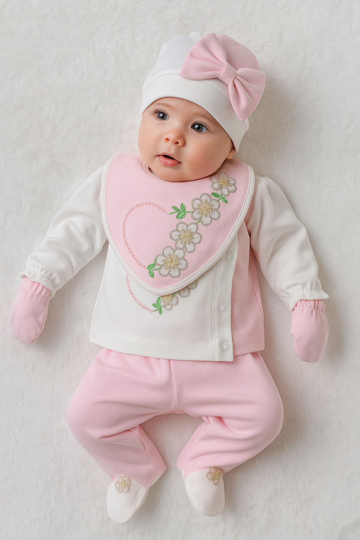 Tomuycuk Yenidoğan Kız Bebek 5’li Hastane Çıkışı Seti – %100 Pamuklu Mevsimlik Özel Tasarım Hediyelik