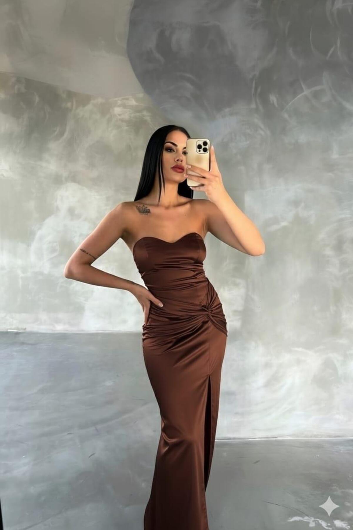 Modafeminen  Pamira Ön Düğüm Detay Straplez Saten Abiye 582836 KAHVE