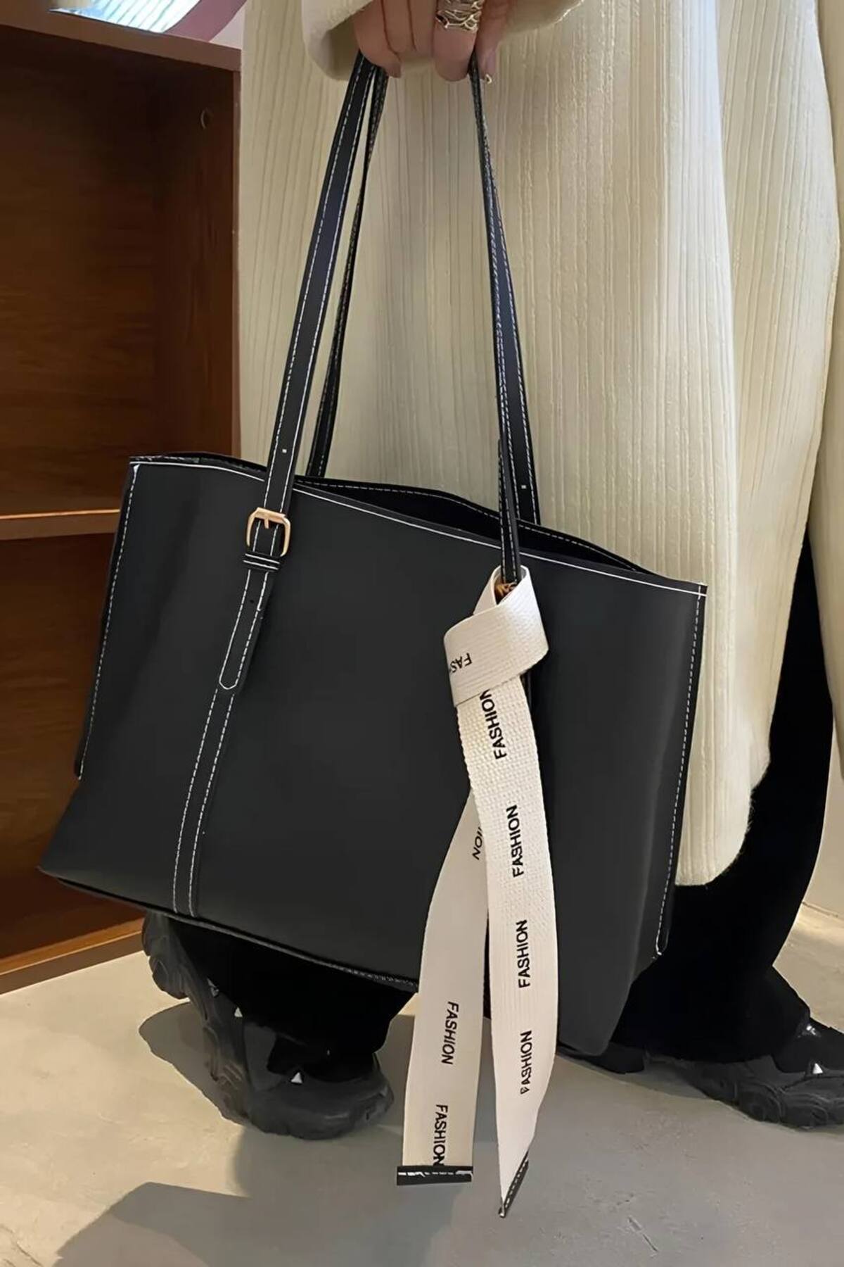 Siyah Fashion Kolon Askılı Büyük Boy Kadın El ve Omuz Çantası görünüm 2