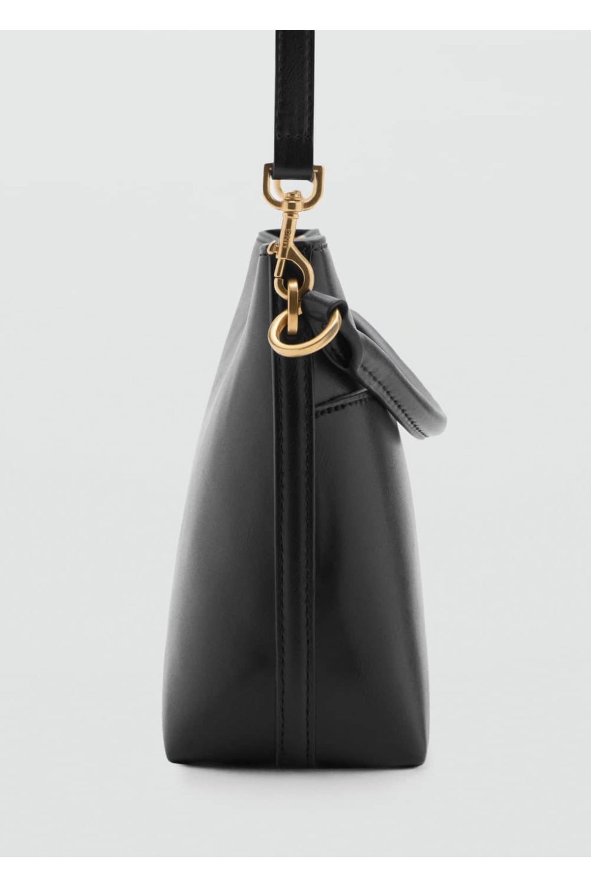 کیف کیسه ای با جزئیات فلزی مانگو