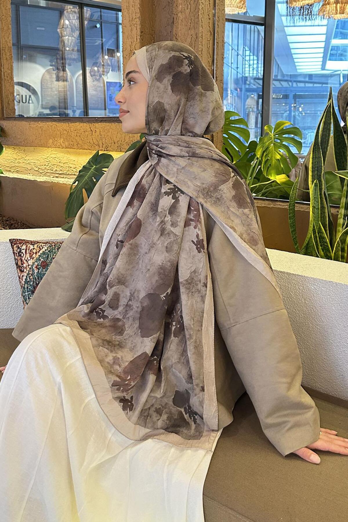 Lamelif  Batik Çiçek Desen Bambu Şal Asker Yeşili - Görsel 5