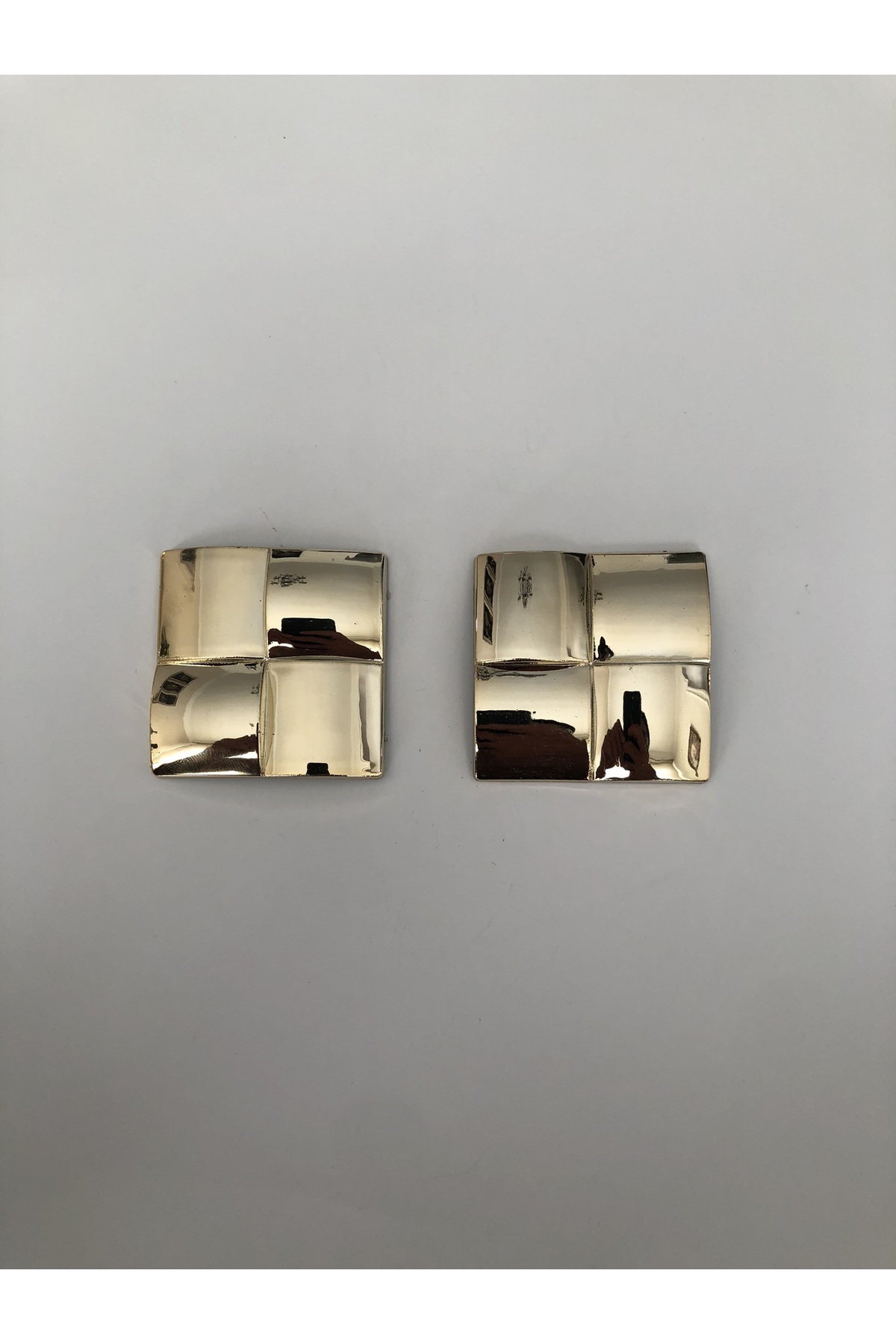 KumaşEvi Plastik Ayakkabı Tokası 1 Çift Altın Renk – Kare Formlu Parlak Model, Klipsli, 5x5 cm
