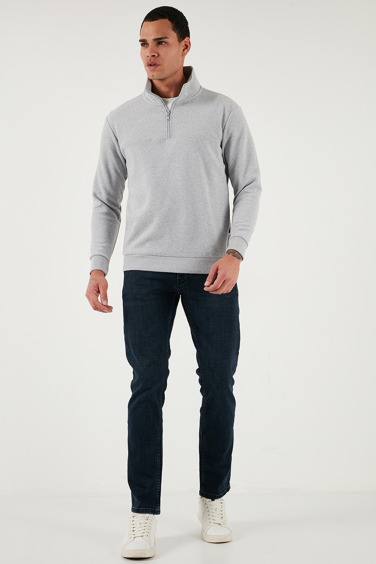 بوراتی شلوار جین مردانه نخی سایز معمولی، کمر معمولی، راسته، کد ۲۲۱۱C۲۷PARMA